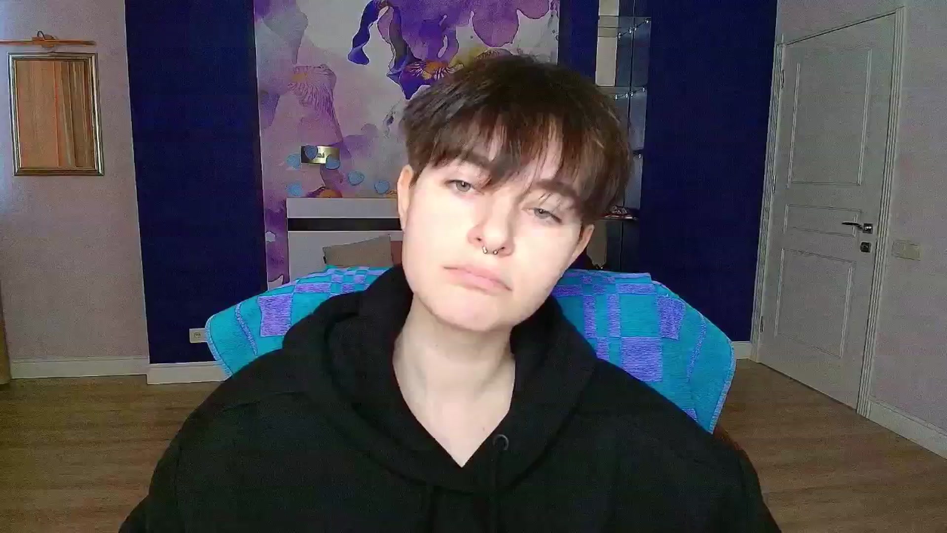 Gallery image thumbnail from EmiliaYours's myfreecams stream on, 03/17/2025, 13:50 image 6 of 20