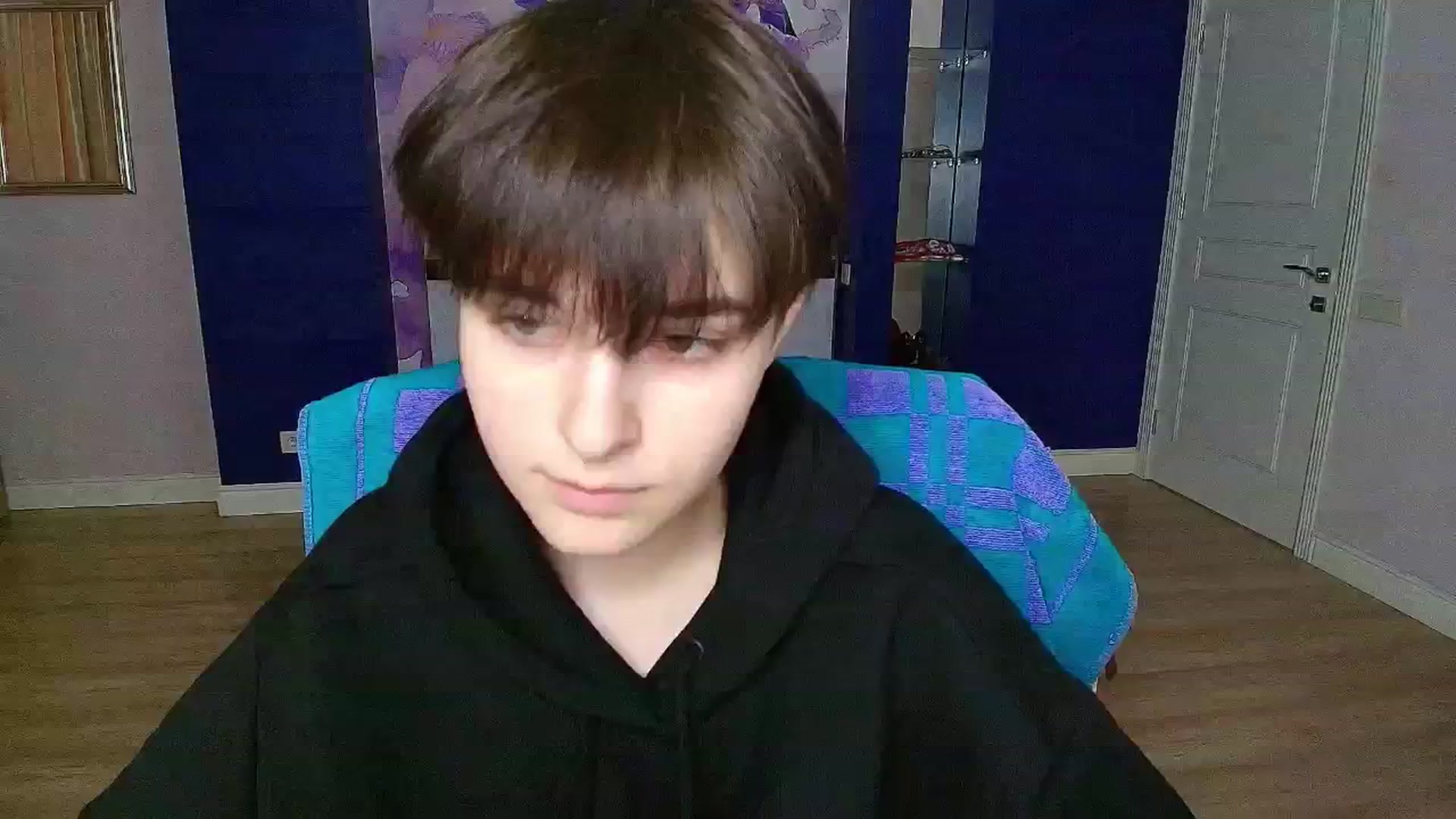 Gallery image thumbnail from EmiliaYours's myfreecams stream on, 03/17/2025, 14:59 image 13 of 20