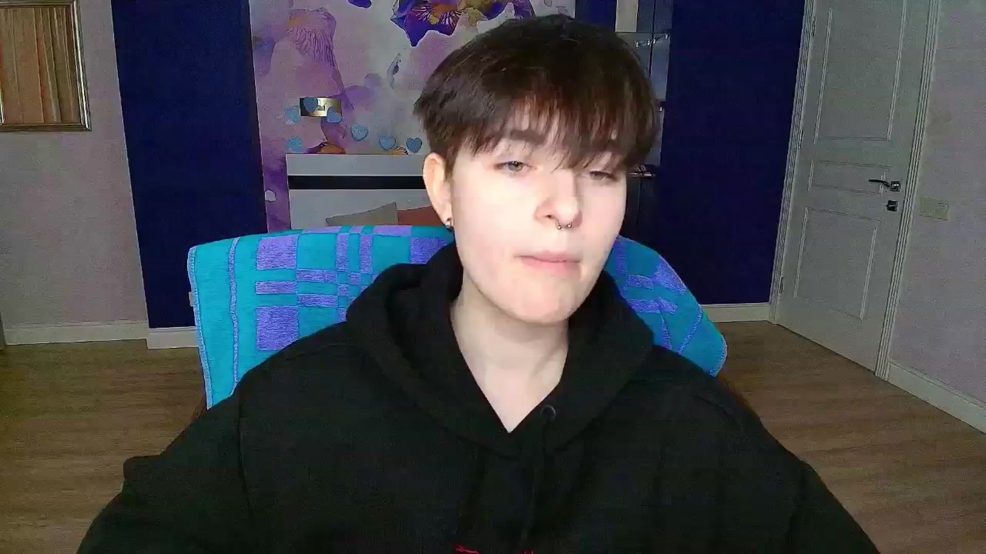 Gallery image thumbnail from EmiliaYours's myfreecams stream on, 03/17/2025, 14:59 image 11 of 20