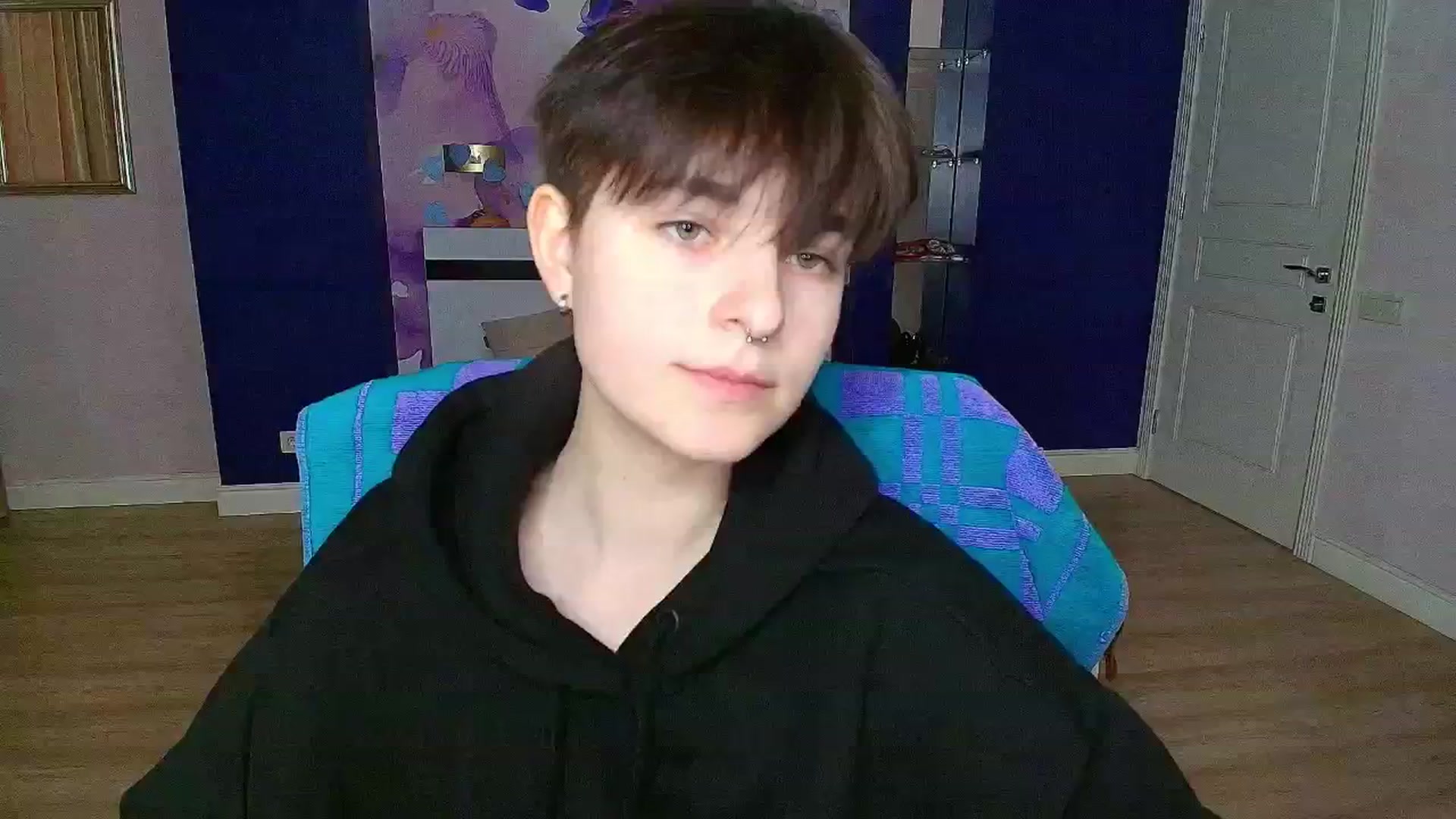 Gallery image thumbnail from EmiliaYours's myfreecams stream on, 03/17/2025, 14:59 image 14 of 20