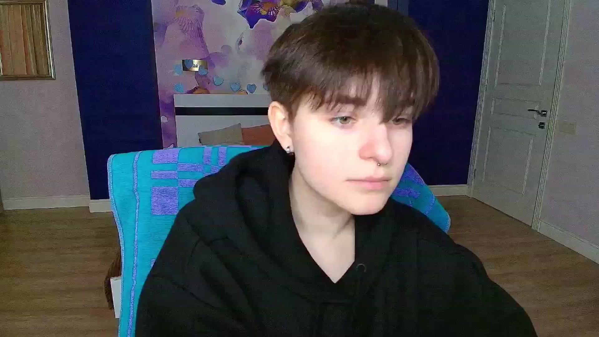 Gallery image thumbnail from EmiliaYours's myfreecams stream on, 03/17/2025, 14:59 image 7 of 20
