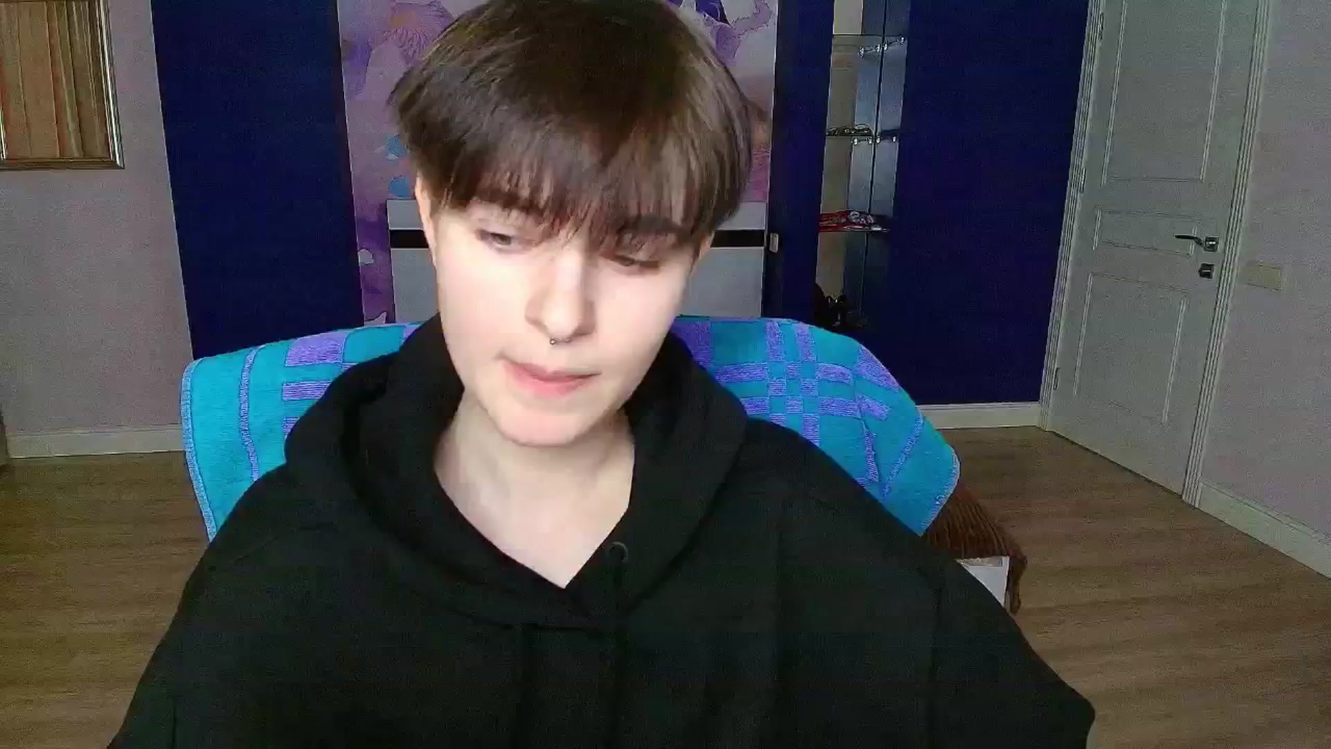 Gallery image thumbnail from EmiliaYours's myfreecams stream on, 03/17/2025, 14:59 image 4 of 20