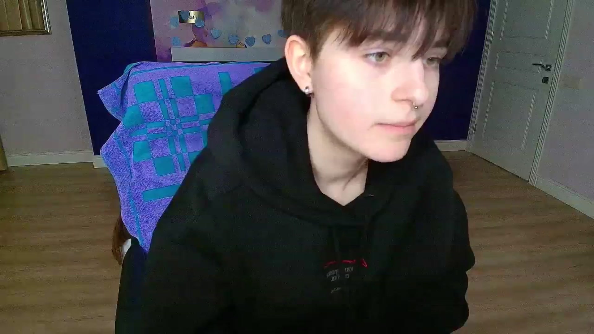 Gallery image thumbnail from EmiliaYours's myfreecams stream on, 03/17/2025, 16:23 image 3 of 20
