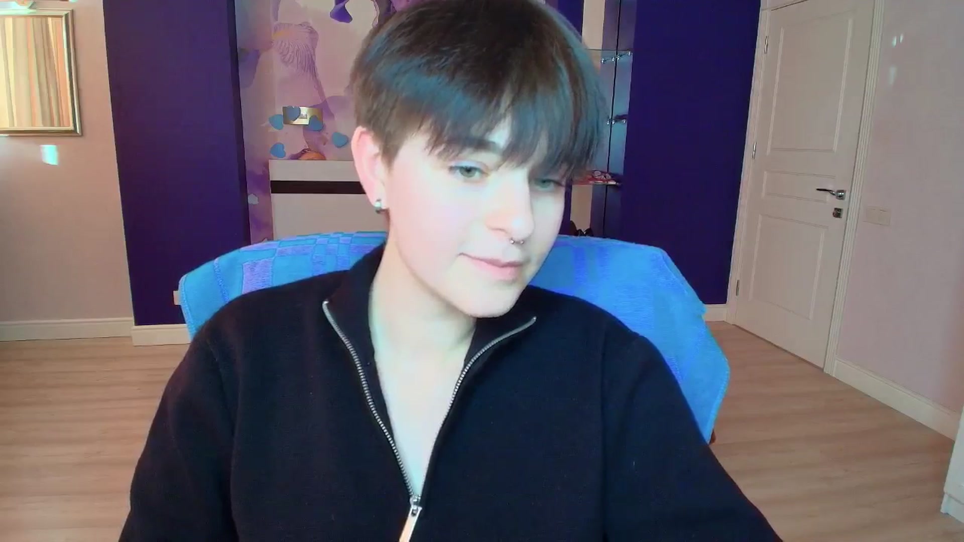 Gallery image thumbnail from EmiliaYours's myfreecams stream on, 03/21/2025, 14:57 image 9 of 20