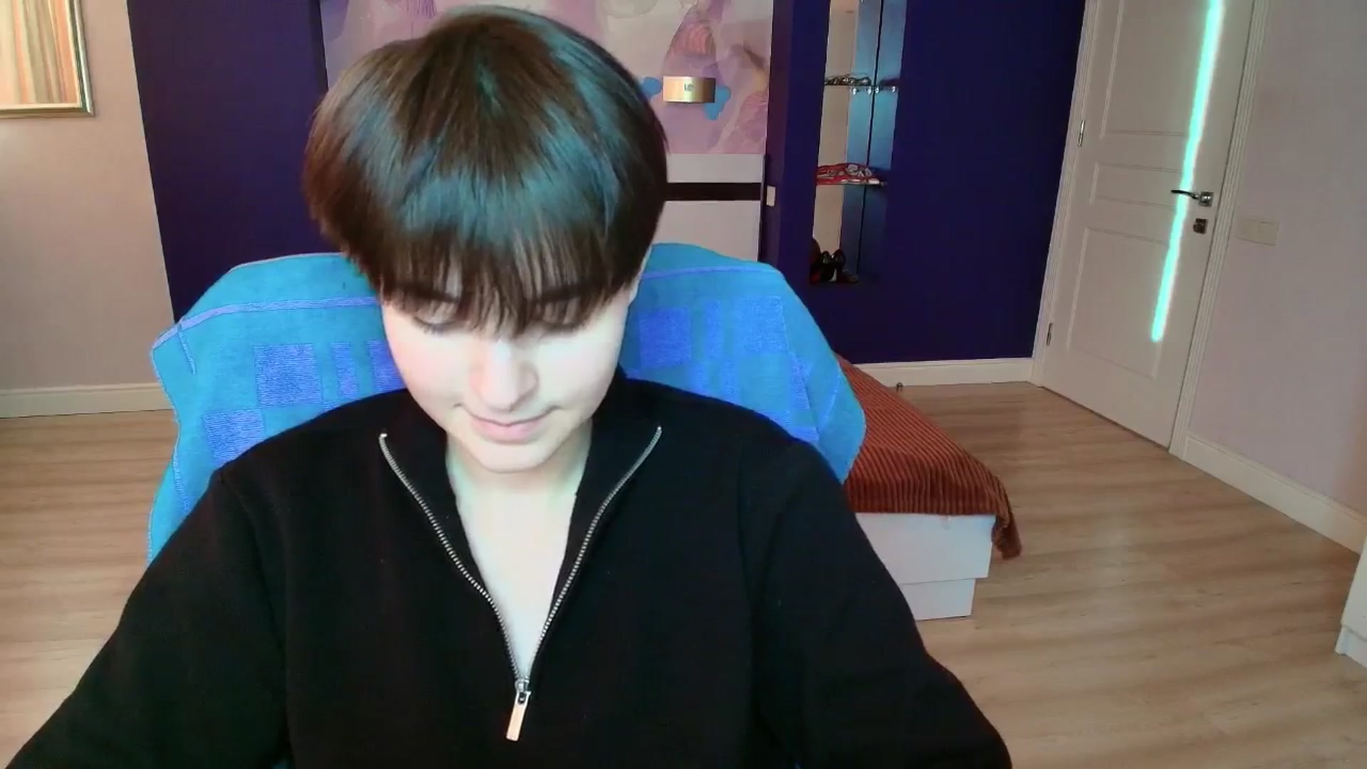 Gallery image thumbnail from EmiliaYours's myfreecams stream on, 03/21/2025, 15:14 image 18 of 20