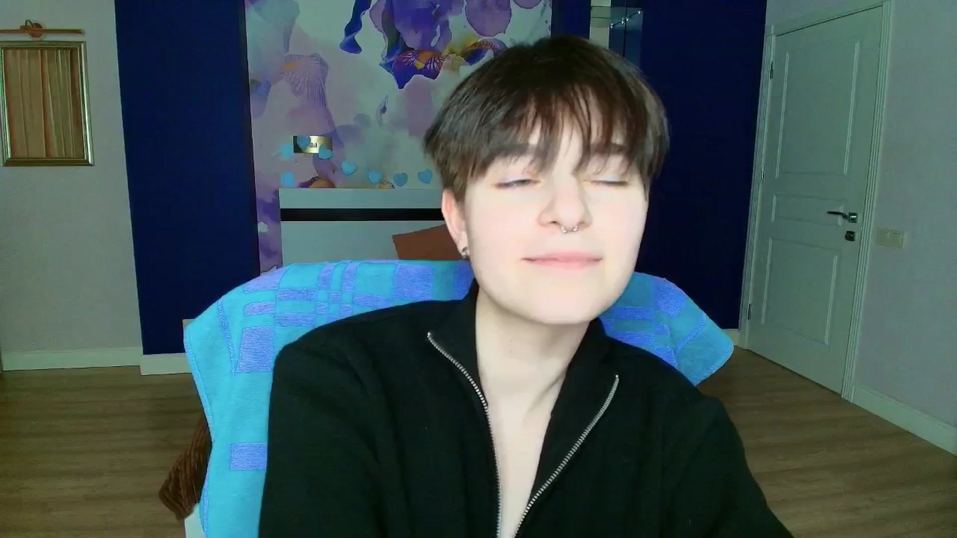 Gallery image thumbnail from EmiliaYours's myfreecams stream on, 03/21/2025, 16:29 image 12 of 20