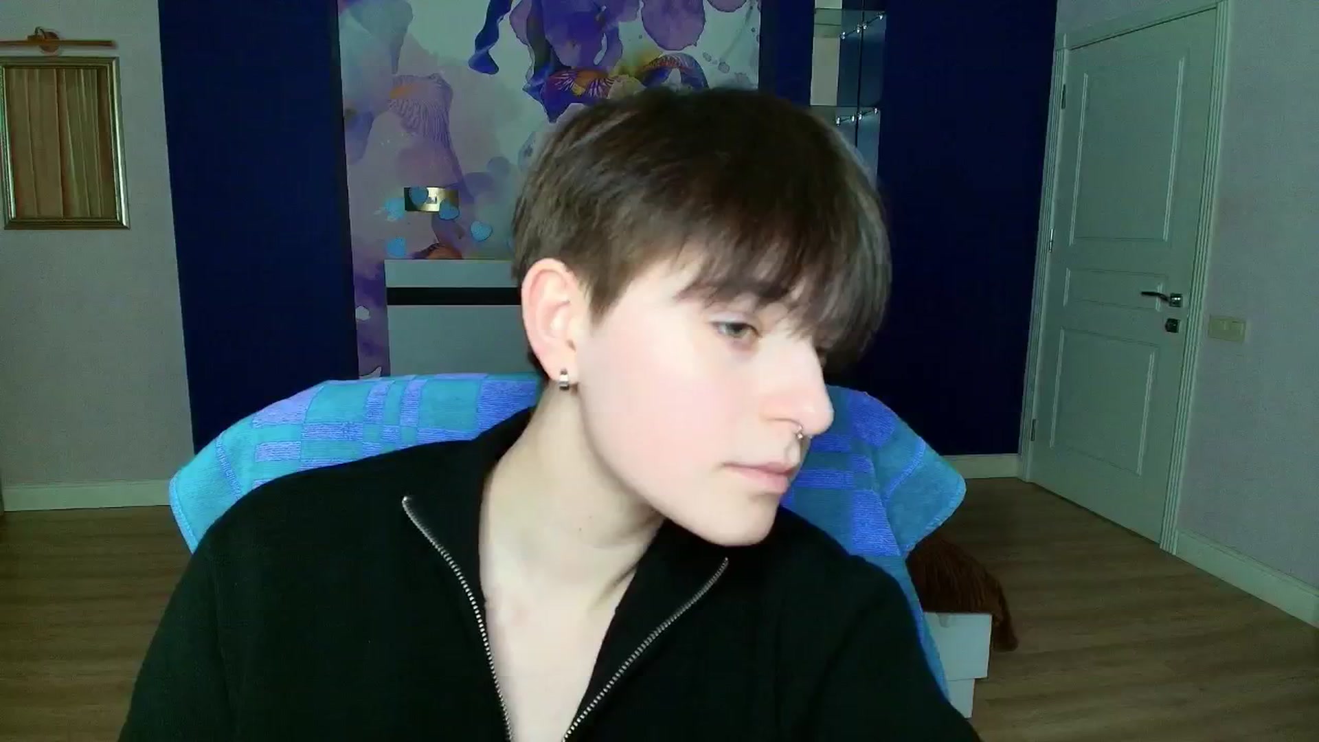 Gallery image thumbnail from EmiliaYours's myfreecams stream on, 03/21/2025, 16:29 image 14 of 20