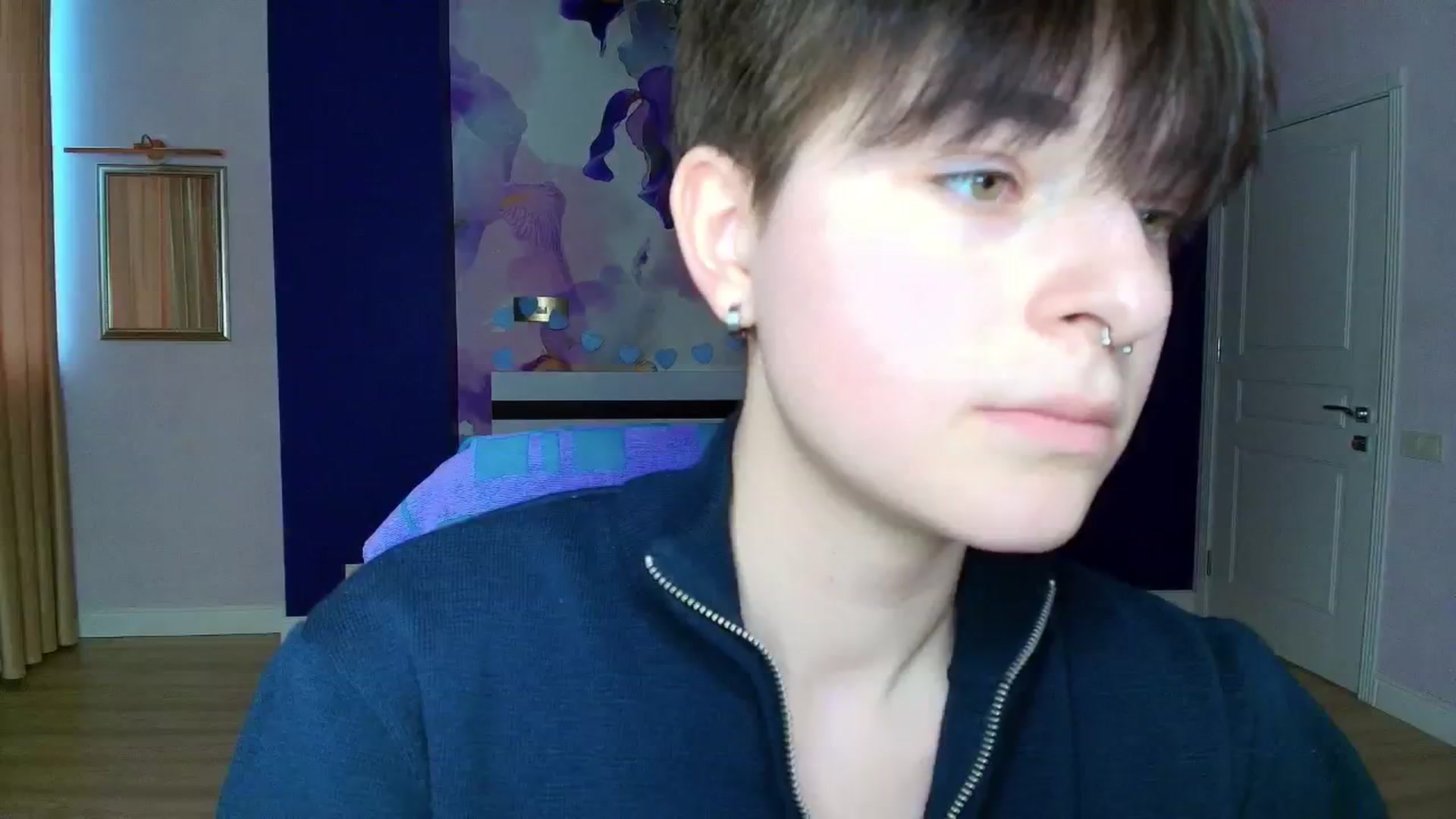 Gallery image thumbnail from EmiliaYours's myfreecams stream on, 03/23/2025, 14:56 image 13 of 20