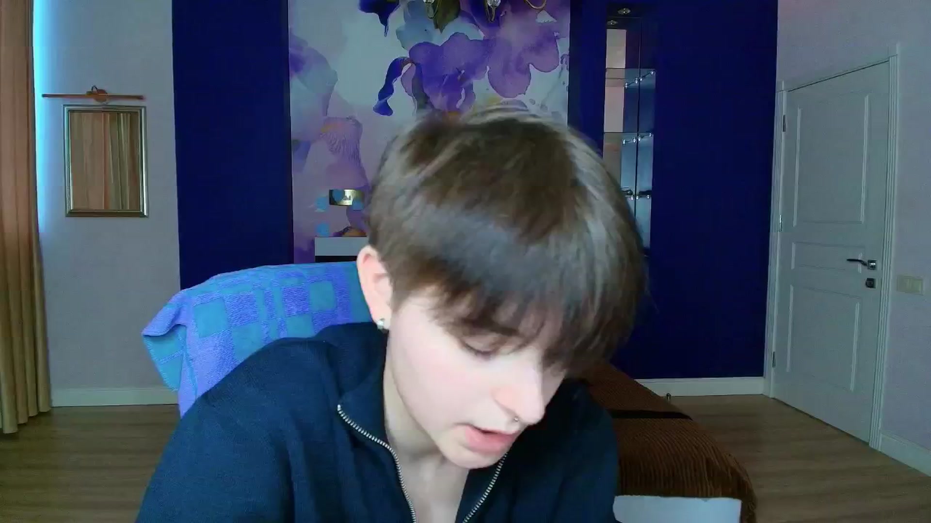 Gallery image thumbnail from EmiliaYours's myfreecams stream on, 03/23/2025, 14:56 image 16 of 20