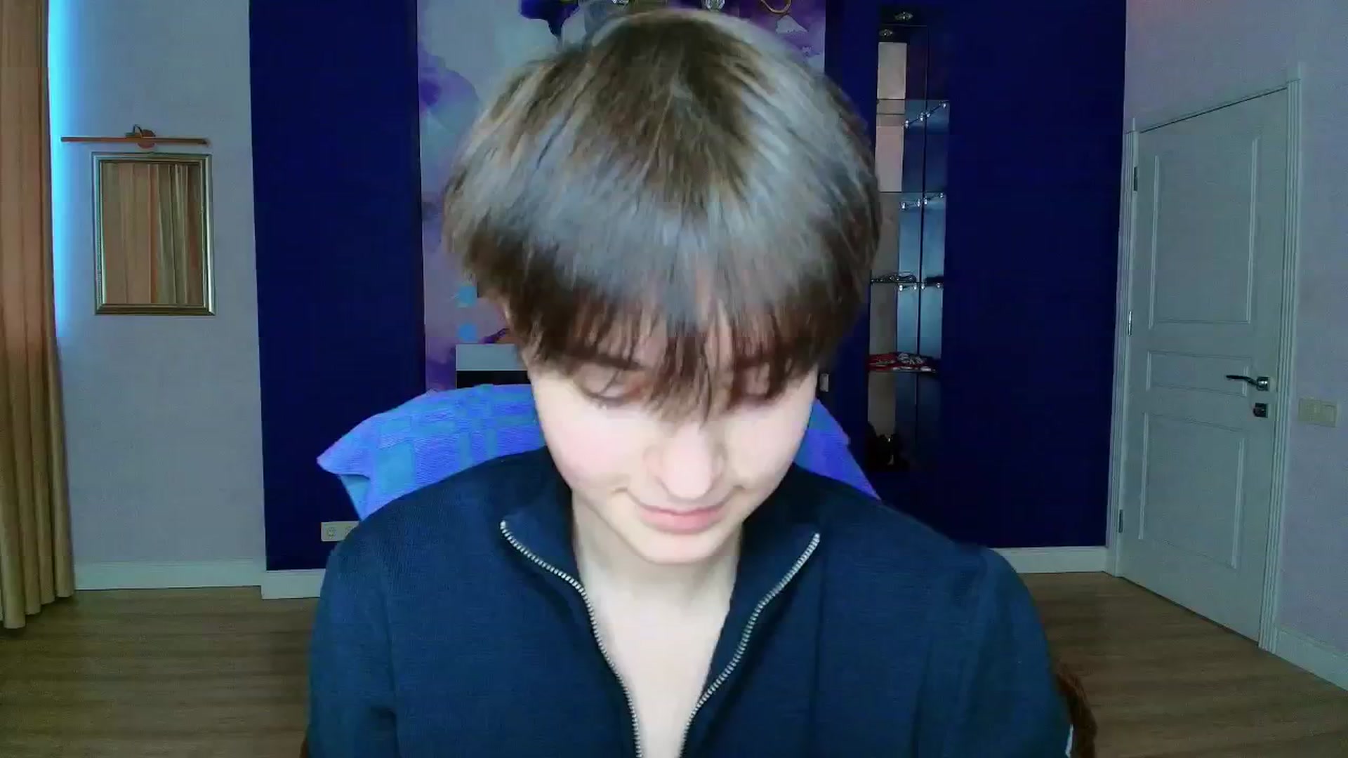 Gallery image thumbnail from EmiliaYours's myfreecams stream on, 03/23/2025, 14:56 image 17 of 20