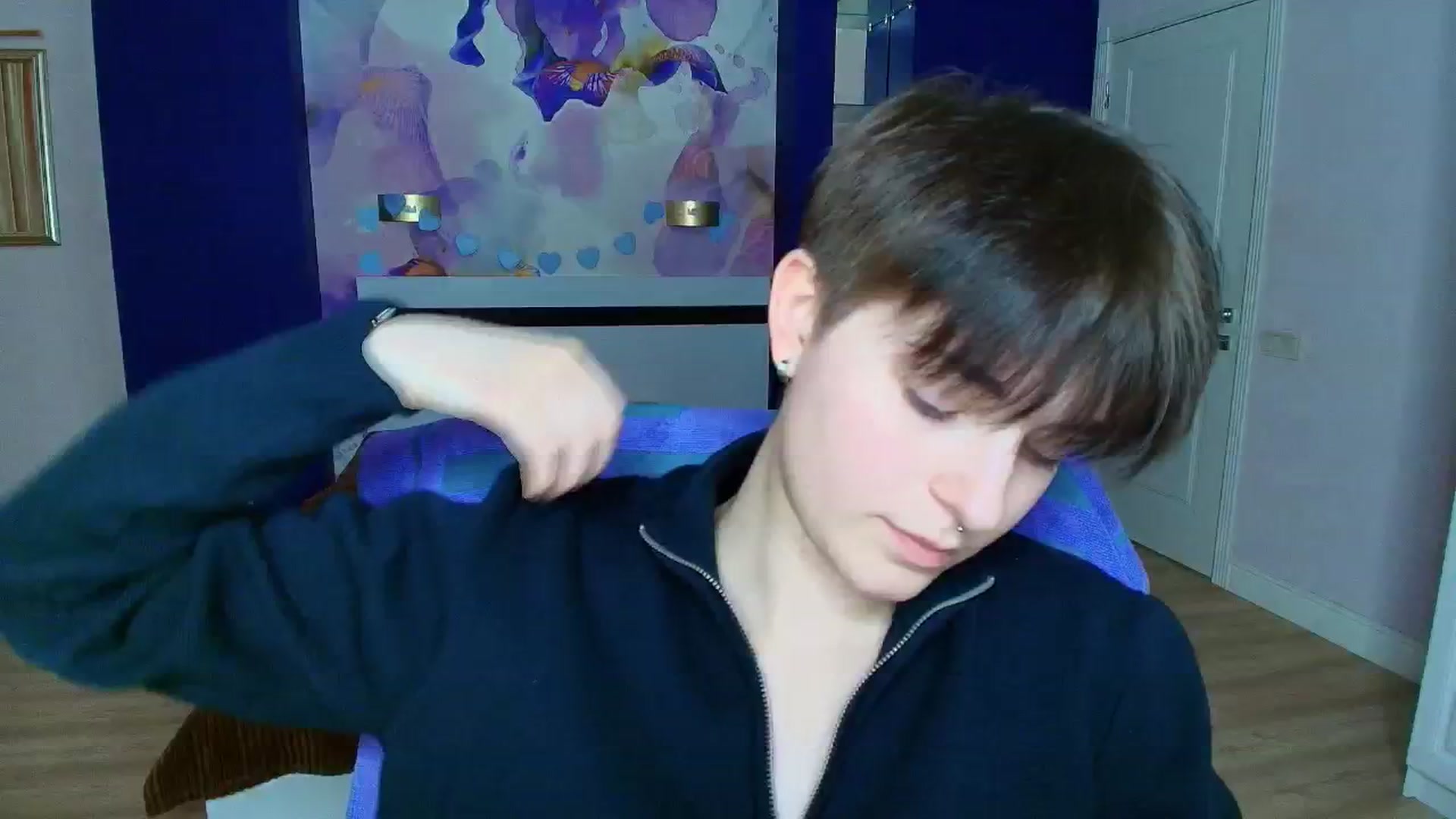 Gallery image thumbnail from EmiliaYours's myfreecams stream on, 03/24/2025, 15:25 image 13 of 20