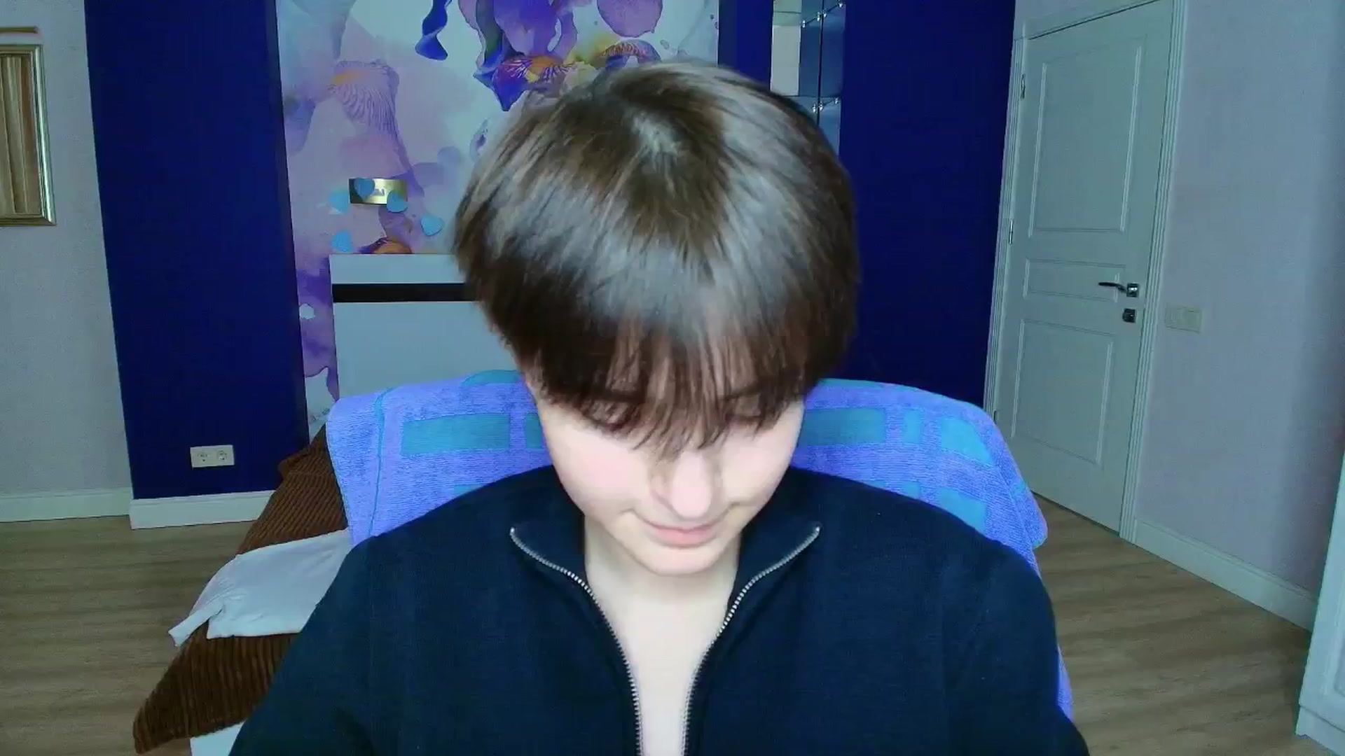Gallery image thumbnail from EmiliaYours's myfreecams stream on, 03/24/2025, 15:25 image 17 of 20