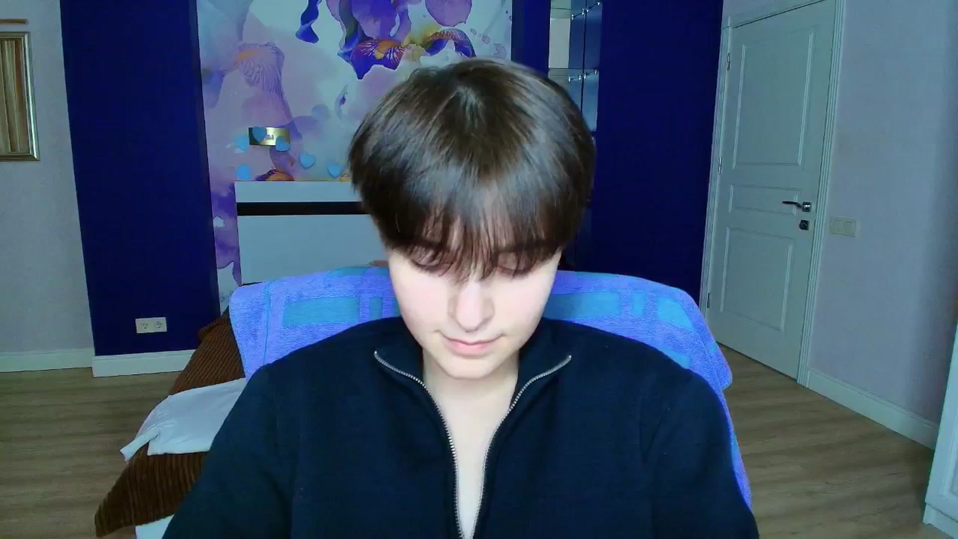 Gallery image thumbnail from EmiliaYours's myfreecams stream on, 03/24/2025, 15:25 image 18 of 20