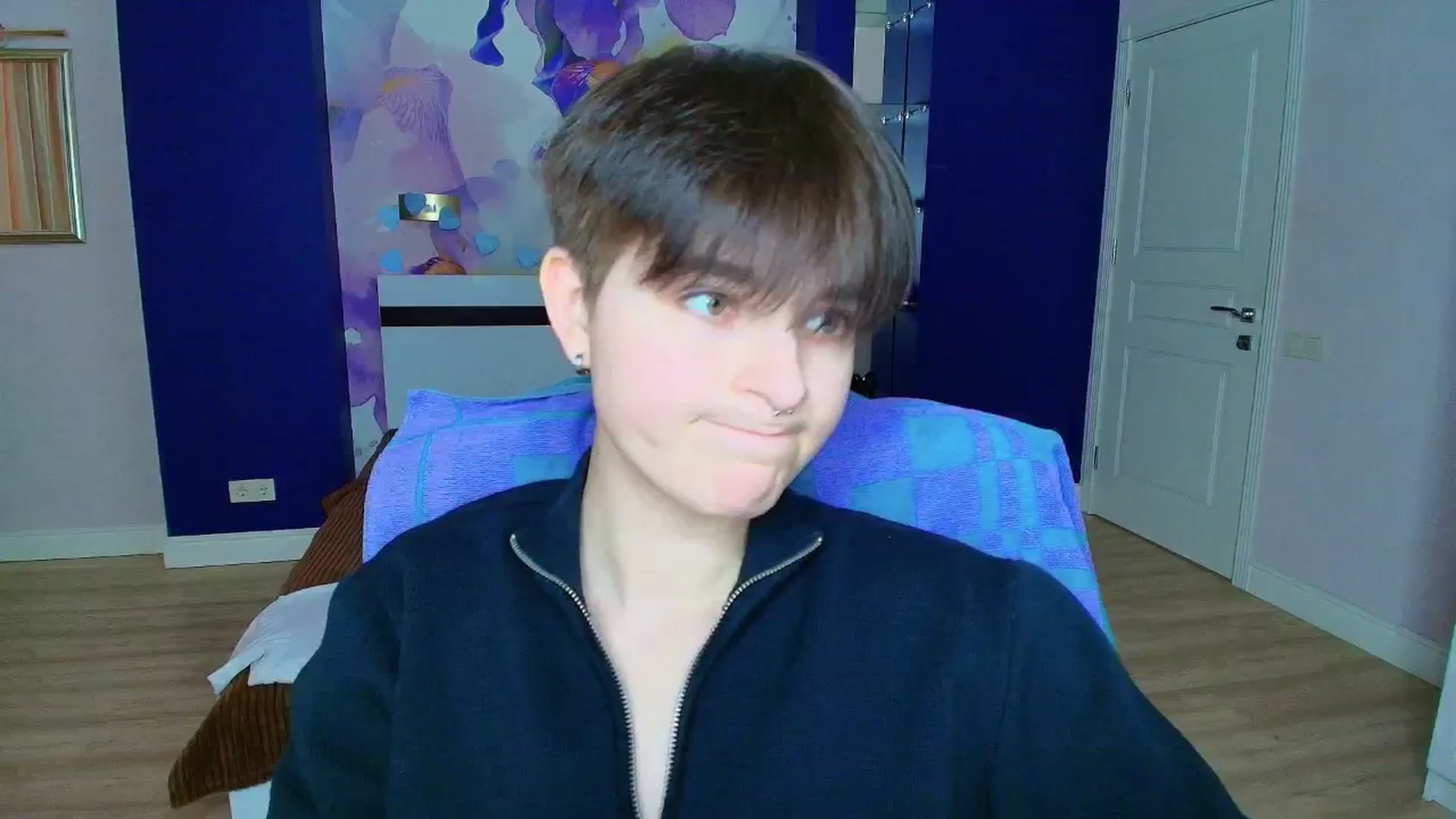 Gallery image thumbnail from EmiliaYours's myfreecams stream on, 03/24/2025, 15:25 image 5 of 20