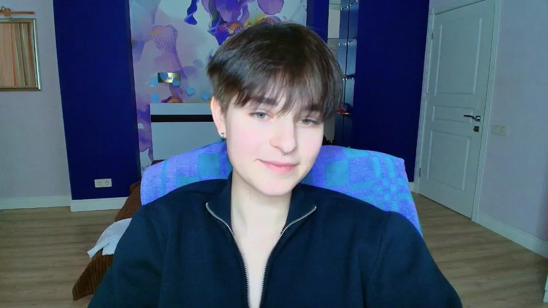 Gallery image thumbnail from EmiliaYours's myfreecams stream on, 03/24/2025, 15:25 image 1 of 20
