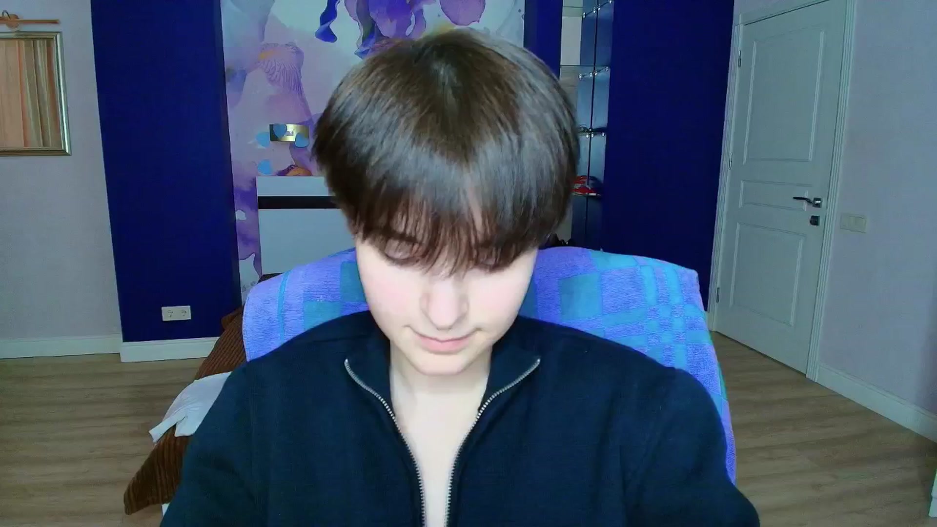 Gallery image thumbnail from EmiliaYours's myfreecams stream on, 03/24/2025, 15:25 image 2 of 20