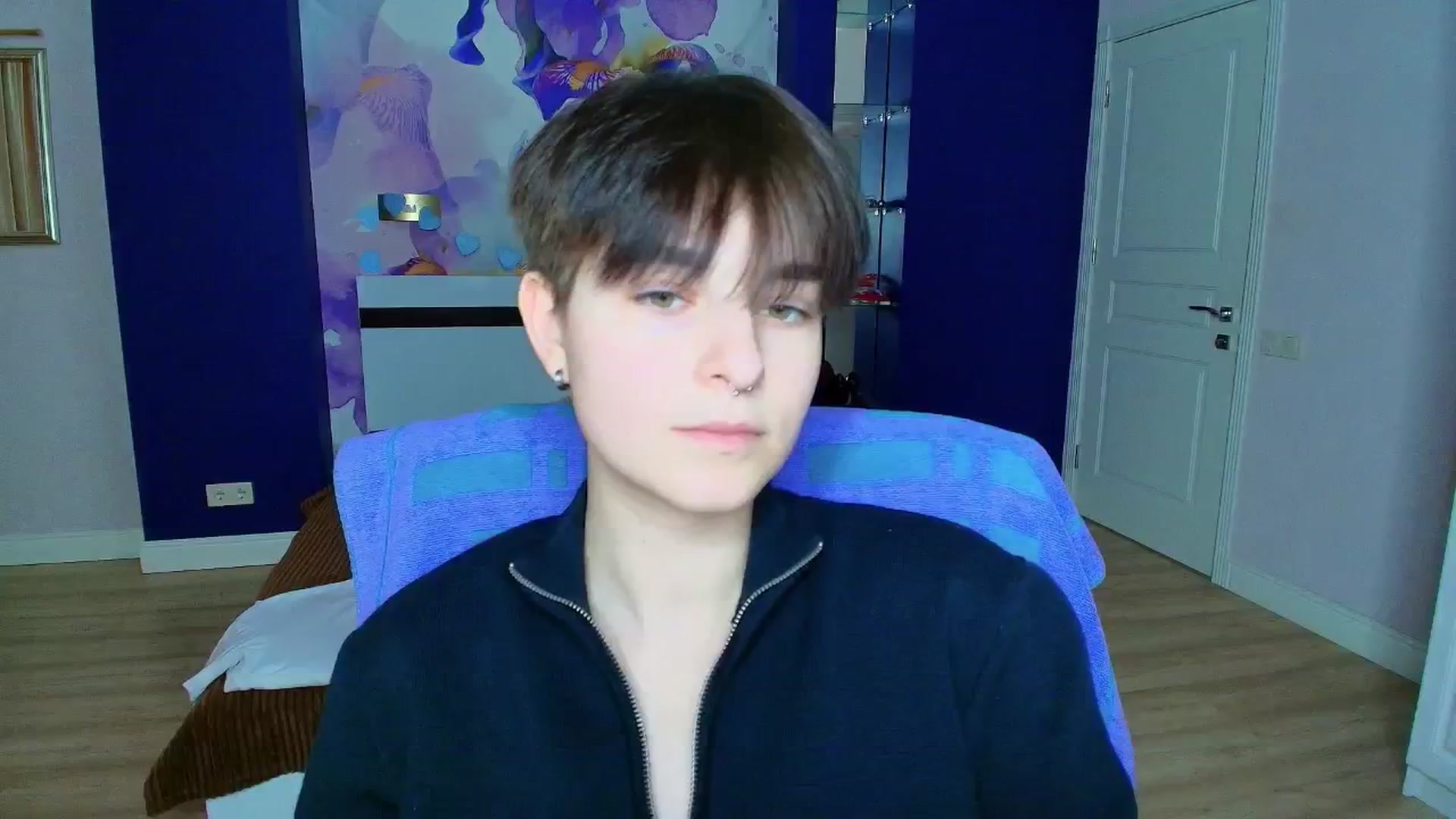 Gallery image thumbnail from EmiliaYours's myfreecams stream on, 03/24/2025, 15:25 image 15 of 20
