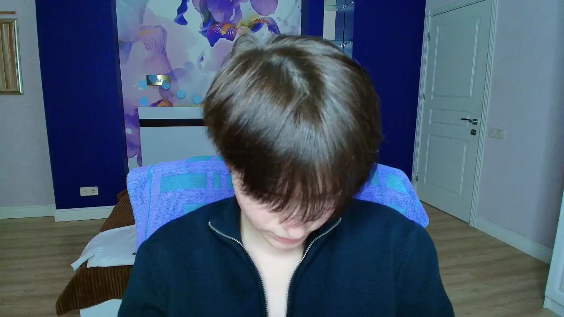 Gallery image thumbnail from EmiliaYours's myfreecams stream on, 03/24/2025, 15:25 image 14 of 20
