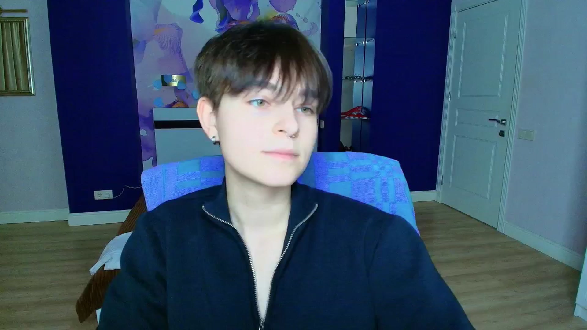 Gallery image thumbnail from EmiliaYours's myfreecams stream on, 03/24/2025, 17:10 image 17 of 20
