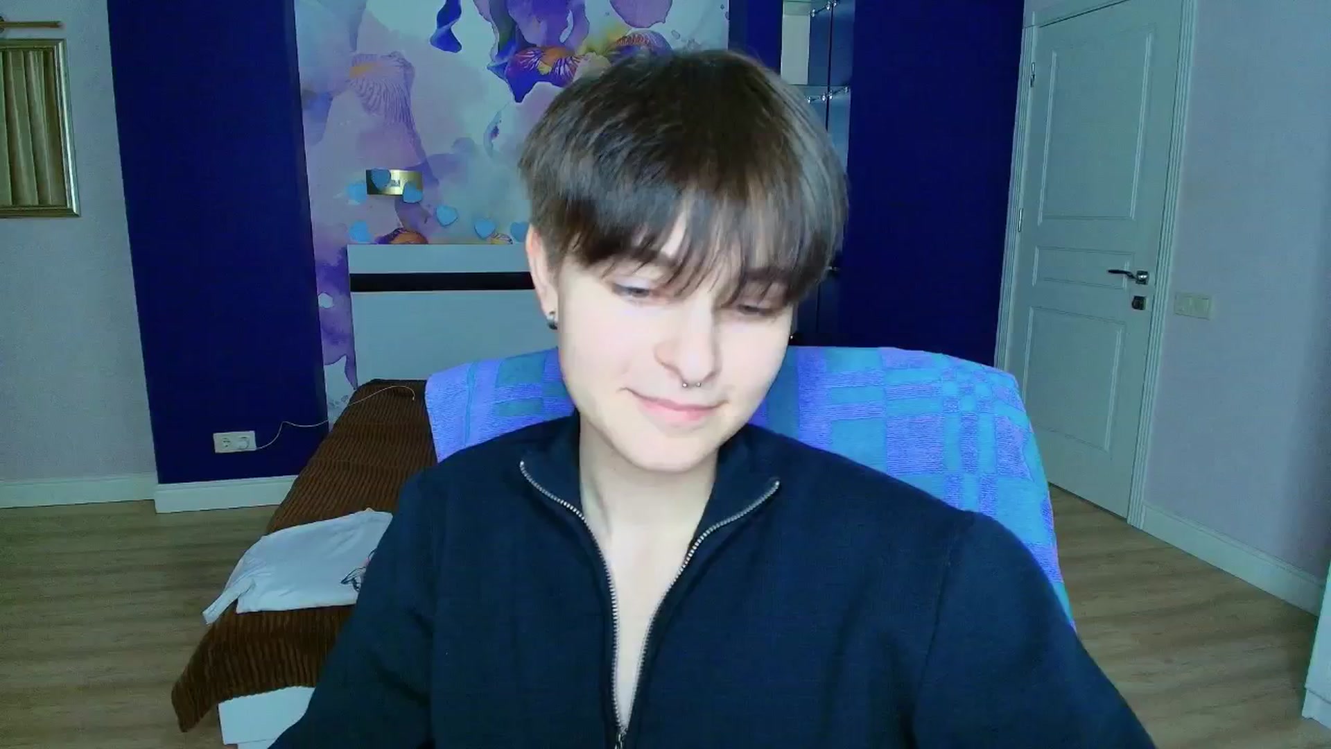 Gallery image thumbnail from EmiliaYours's myfreecams stream on, 03/24/2025, 17:10 image 19 of 20