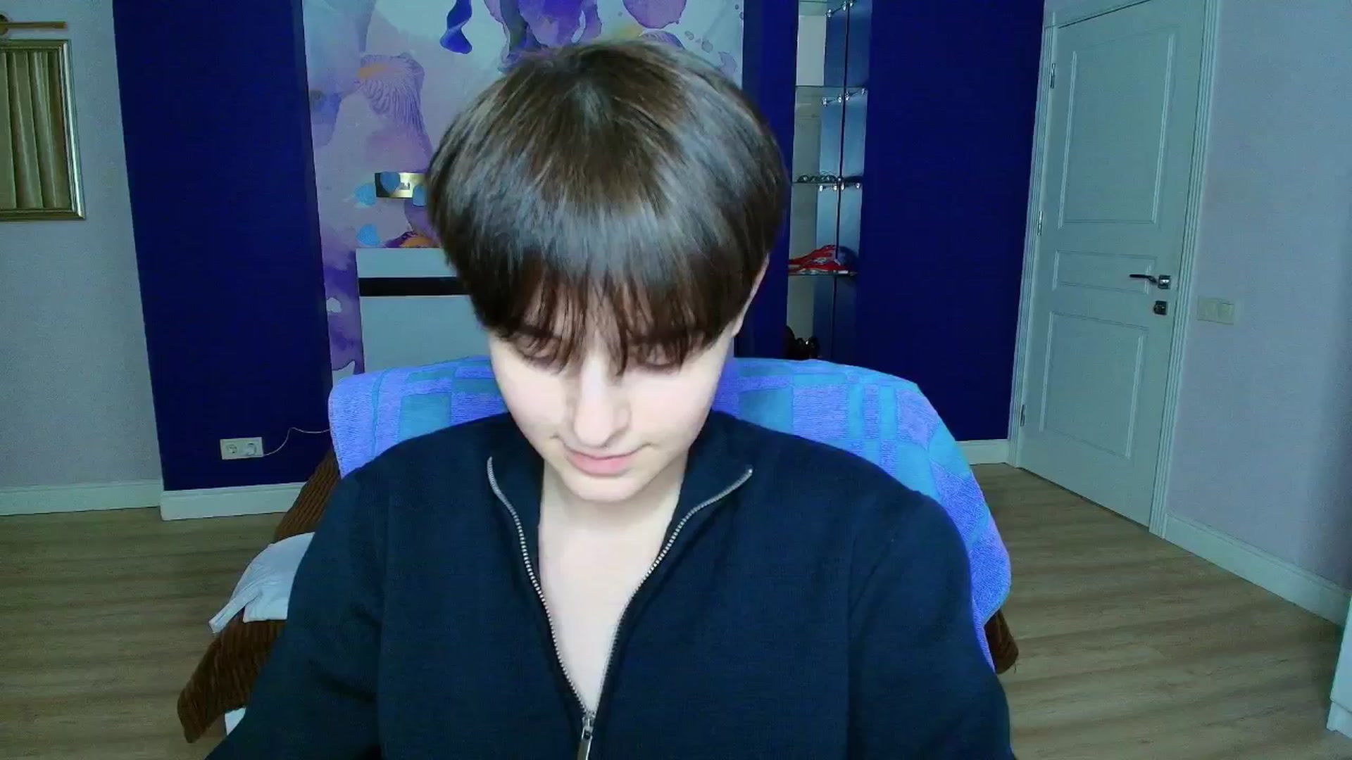 Gallery image thumbnail from EmiliaYours's myfreecams stream on, 03/24/2025, 17:10 image 11 of 20