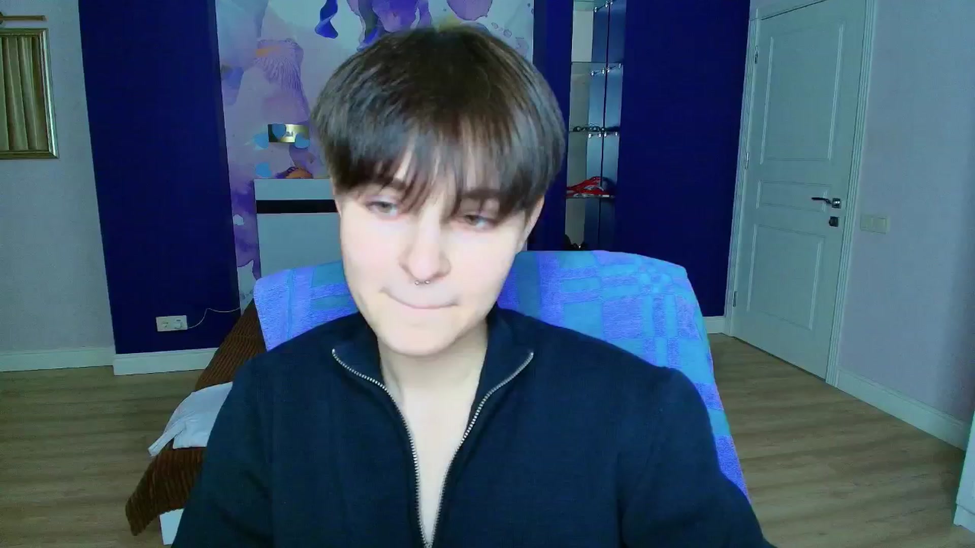 Gallery image thumbnail from EmiliaYours's myfreecams stream on, 03/24/2025, 17:10 image 18 of 20