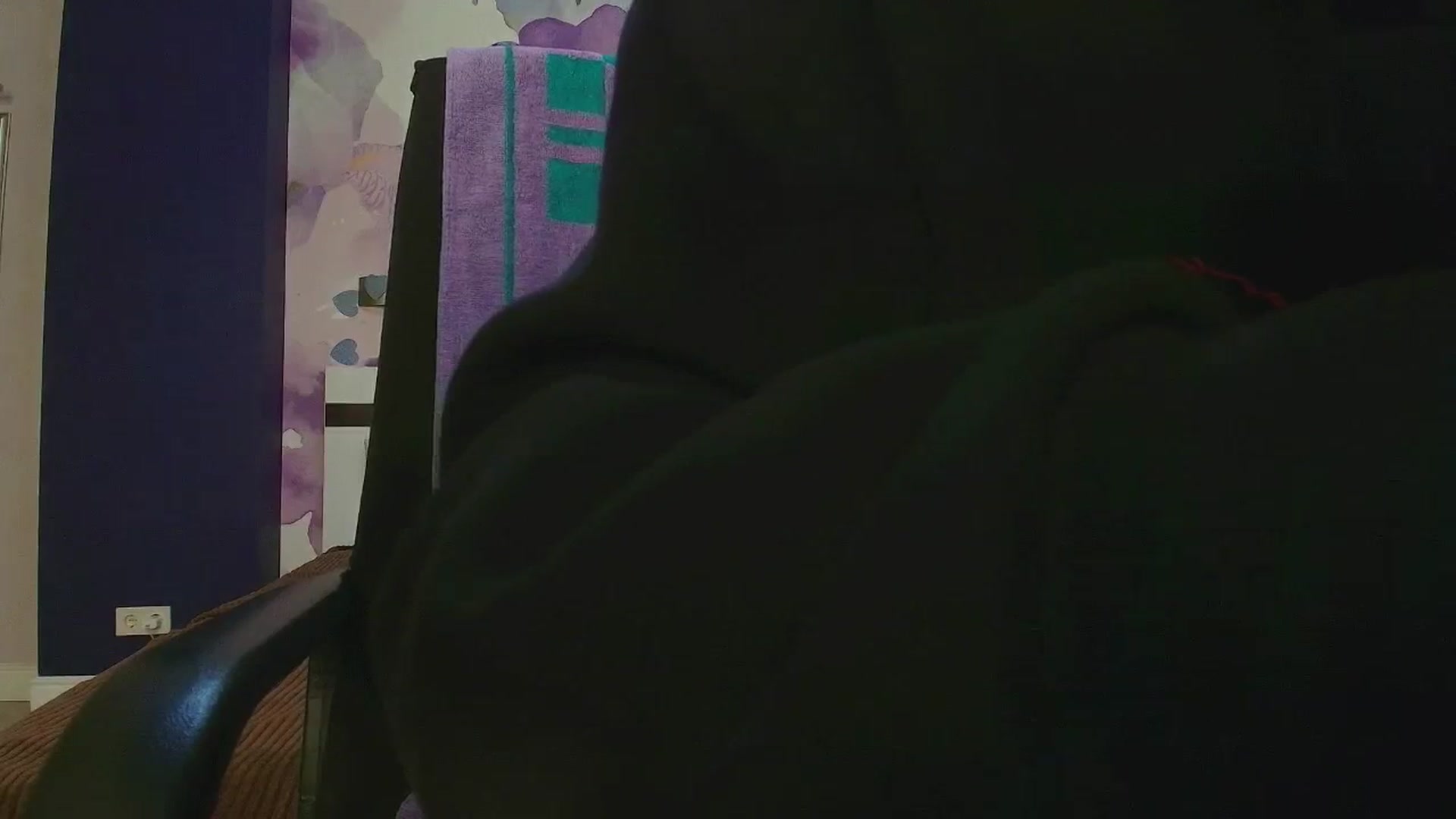 Gallery image thumbnail from EmiliaYours's myfreecams stream on, 03/29/2025, 17:22 image 14 of 20