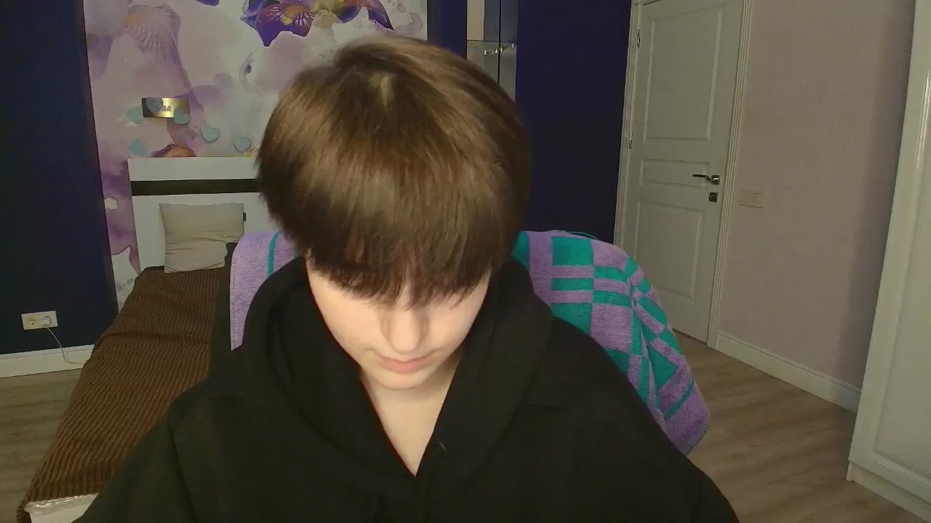 Gallery image thumbnail from EmiliaYours's myfreecams stream on, 03/29/2025, 17:22 image 1 of 20