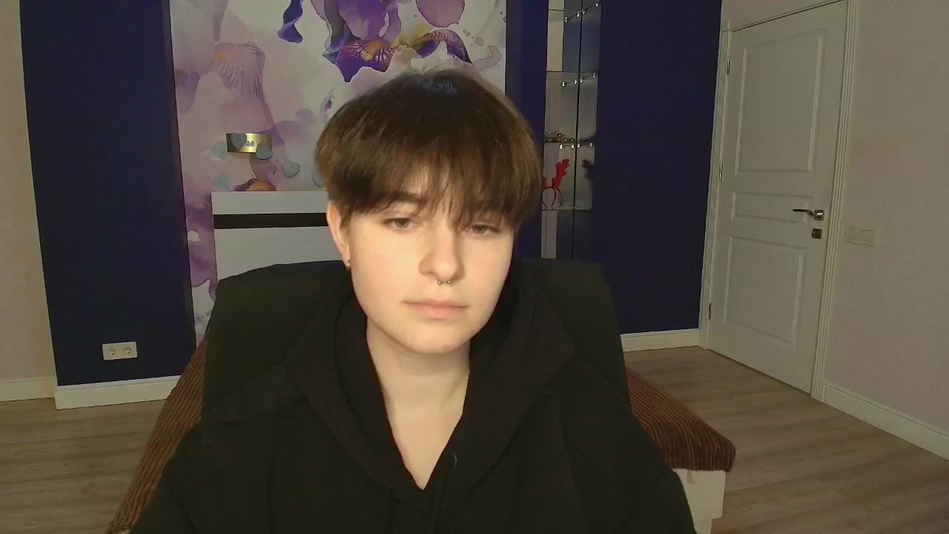 Gallery image thumbnail from EmiliaYours's myfreecams stream on, 03/30/2025, 15:46 image 16 of 20