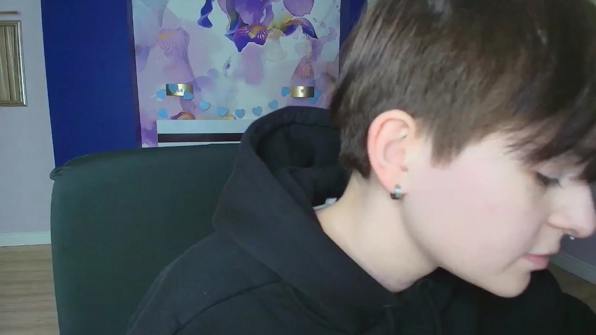 Gallery image thumbnail from EmiliaYours's myfreecams stream on, 03/30/2025, 15:46 image 7 of 20