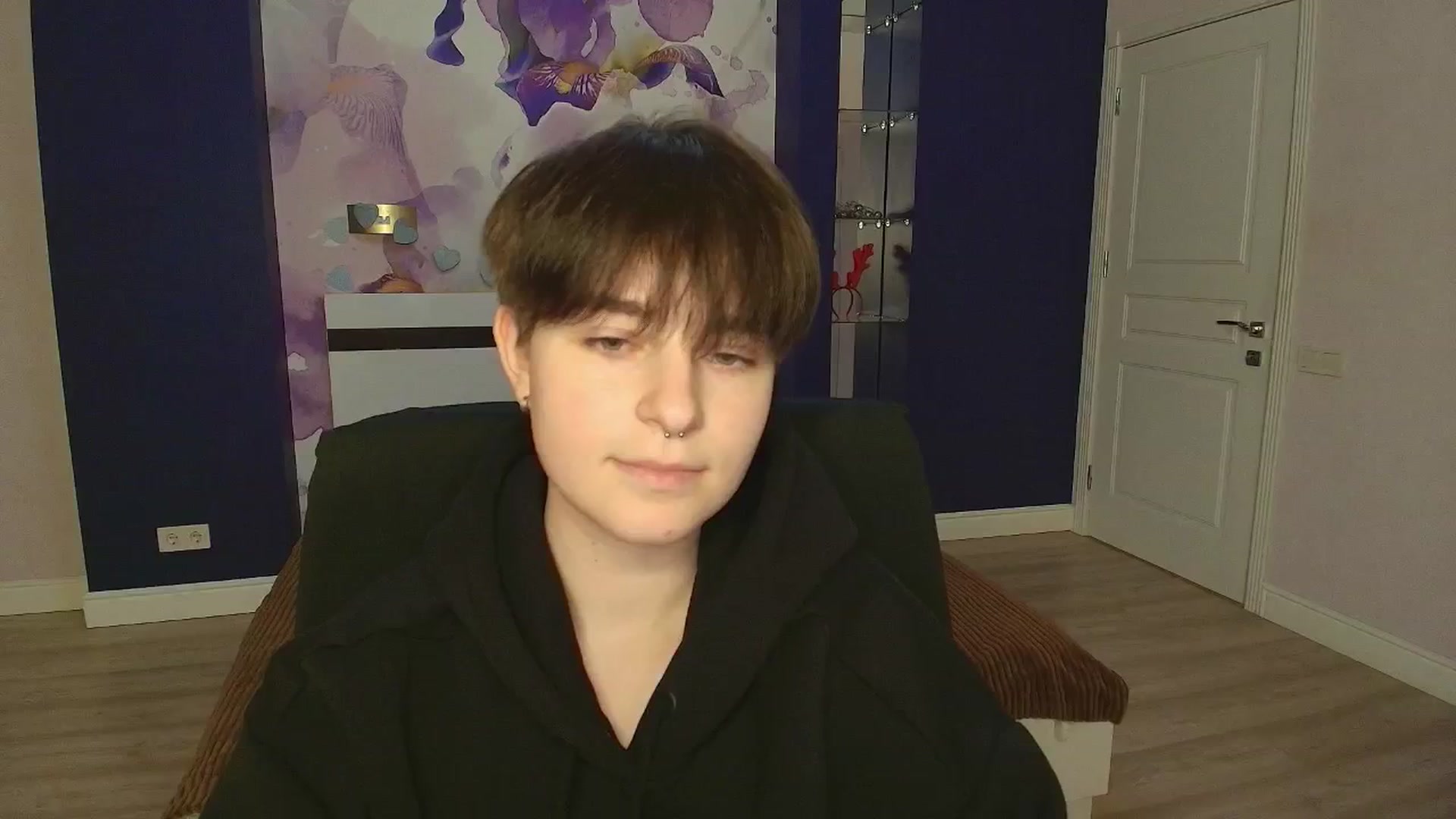 Gallery image thumbnail from EmiliaYours's myfreecams stream on, 03/30/2025, 15:46 image 17 of 20