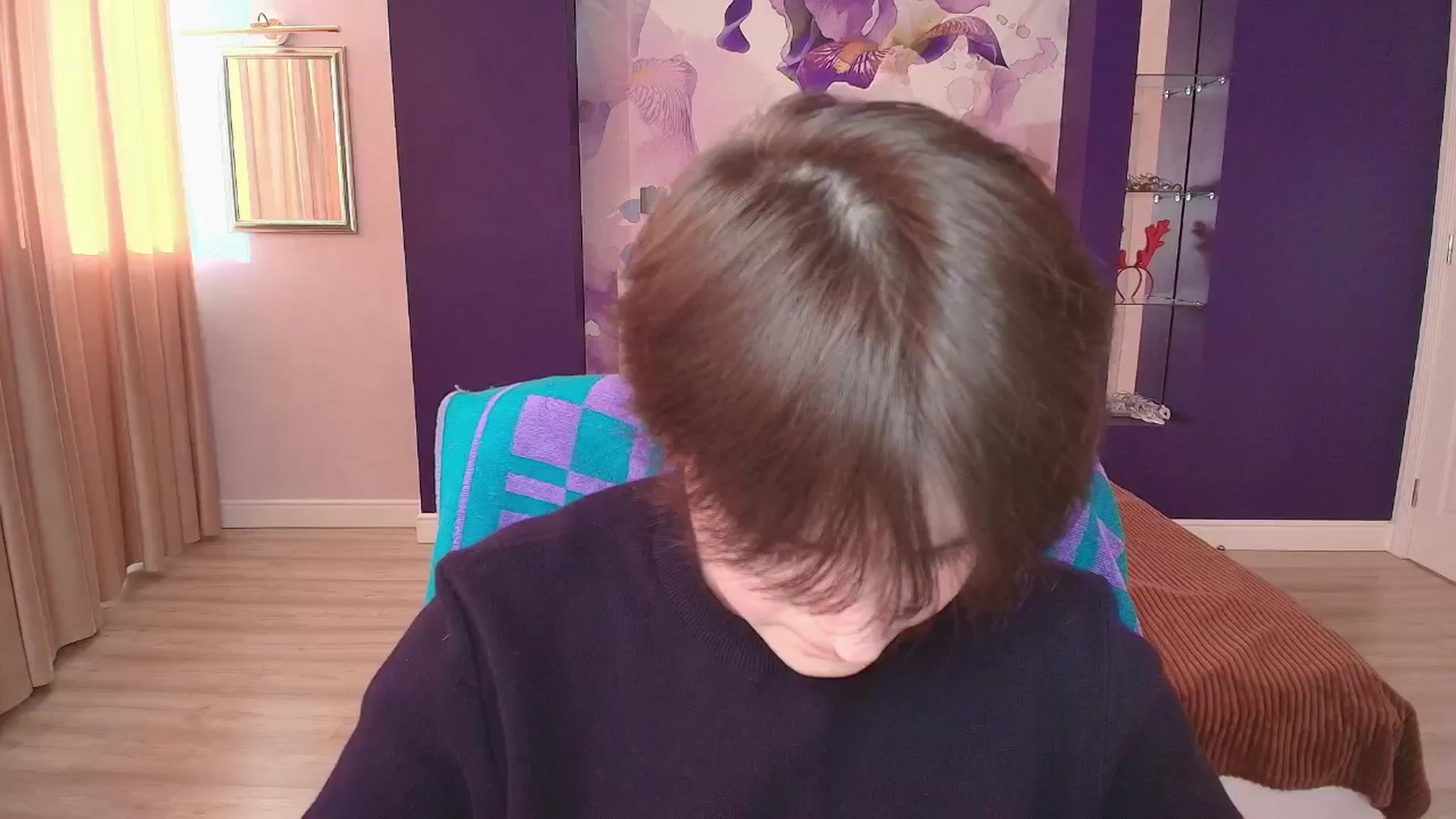 Gallery image thumbnail from EmiliaYours's myfreecams stream on, 04/04/2025, 15:19 image 13 of 20