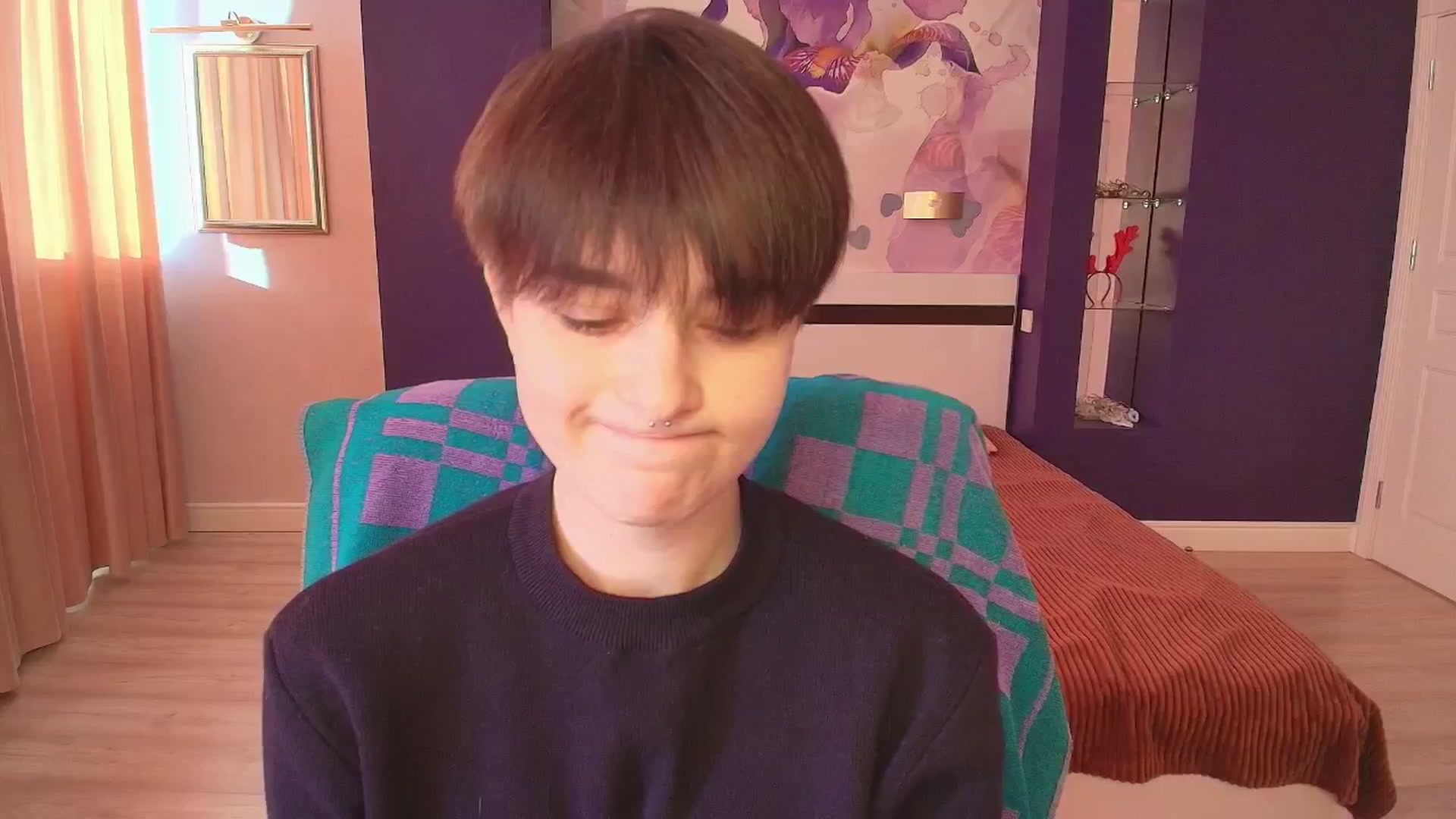 Gallery image thumbnail from EmiliaYours's myfreecams stream on, 04/04/2025, 15:19 image 1 of 20