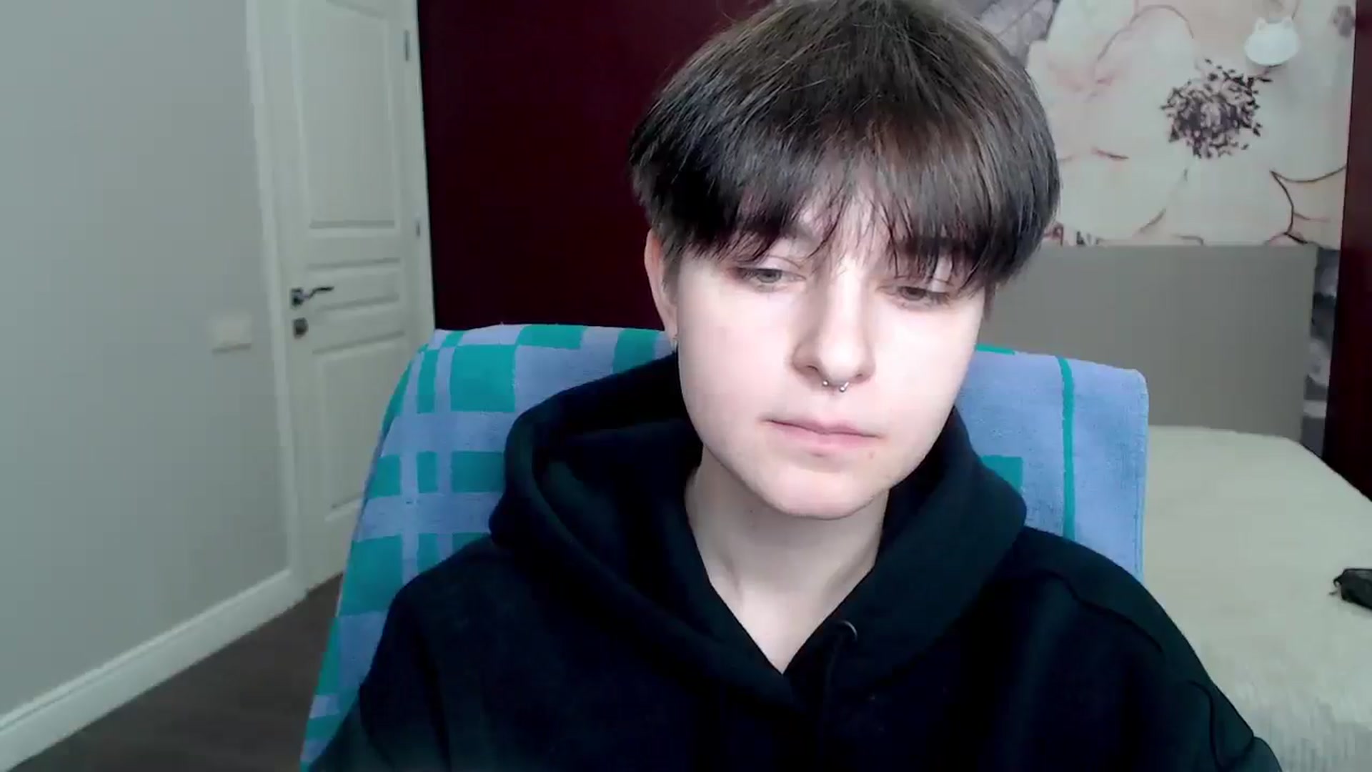 Gallery image thumbnail from EmiliaYours's myfreecams stream on, 04/06/2025, 13:56 image 15 of 20
