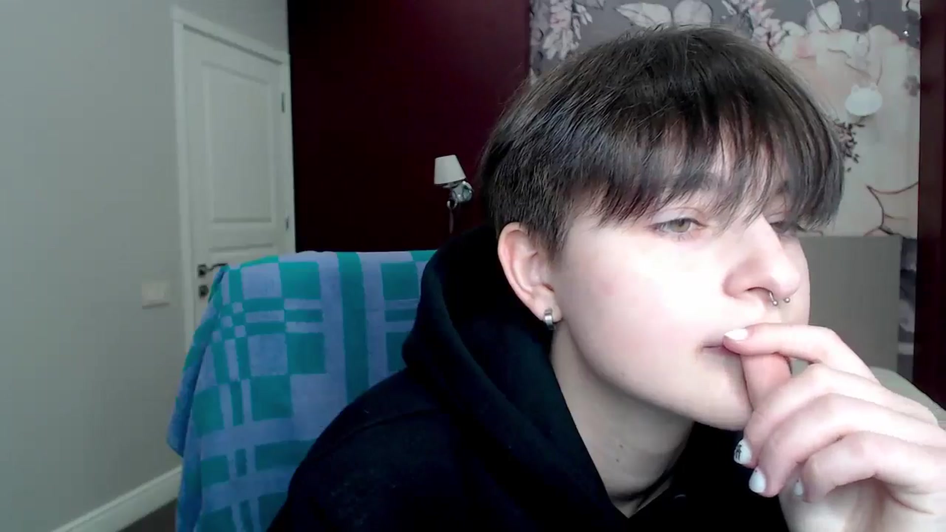 Gallery image thumbnail from EmiliaYours's myfreecams stream on, 04/06/2025, 14:51 image 19 of 20