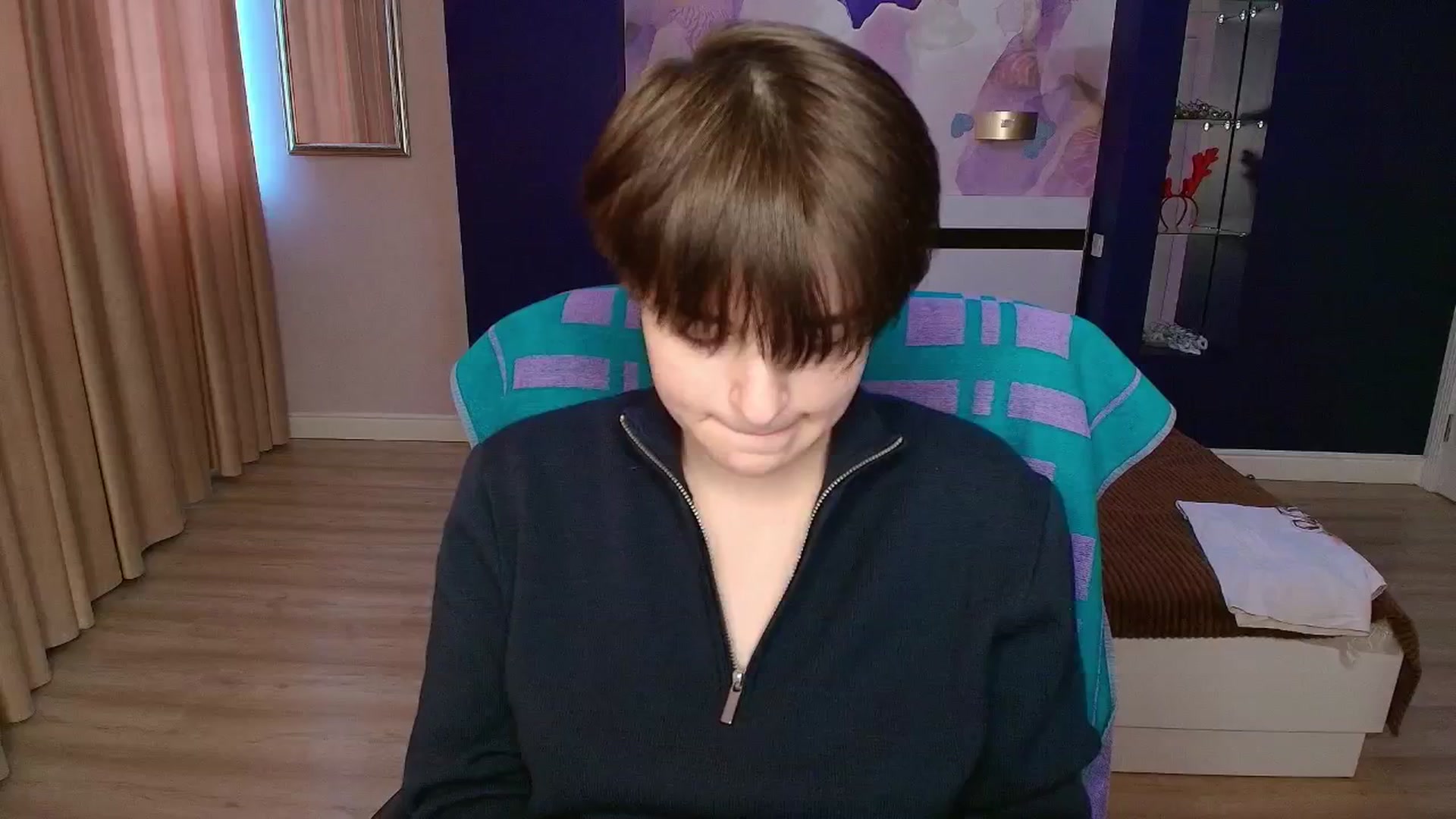 Gallery image thumbnail from EmiliaYours's myfreecams stream on, 04/07/2025, 14:19 image 14 of 20