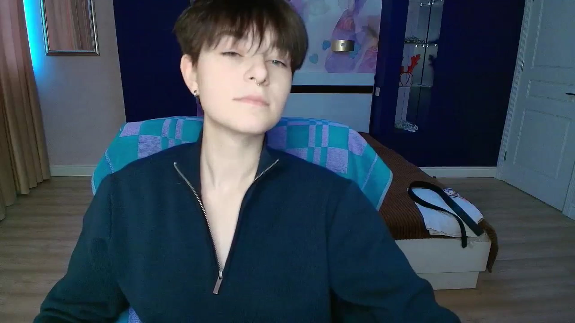 Gallery image thumbnail from EmiliaYours's myfreecams stream on, 04/07/2025, 15:48 image 9 of 20