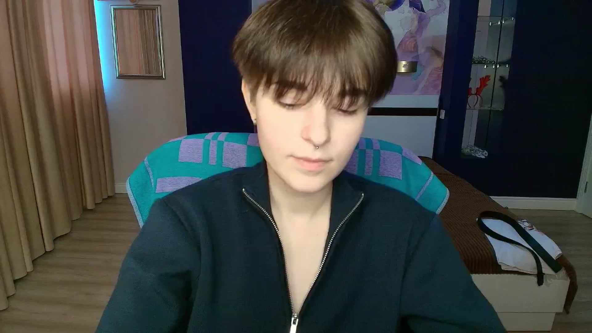 Gallery image thumbnail from EmiliaYours's myfreecams stream on, 04/07/2025, 15:48 image 4 of 20