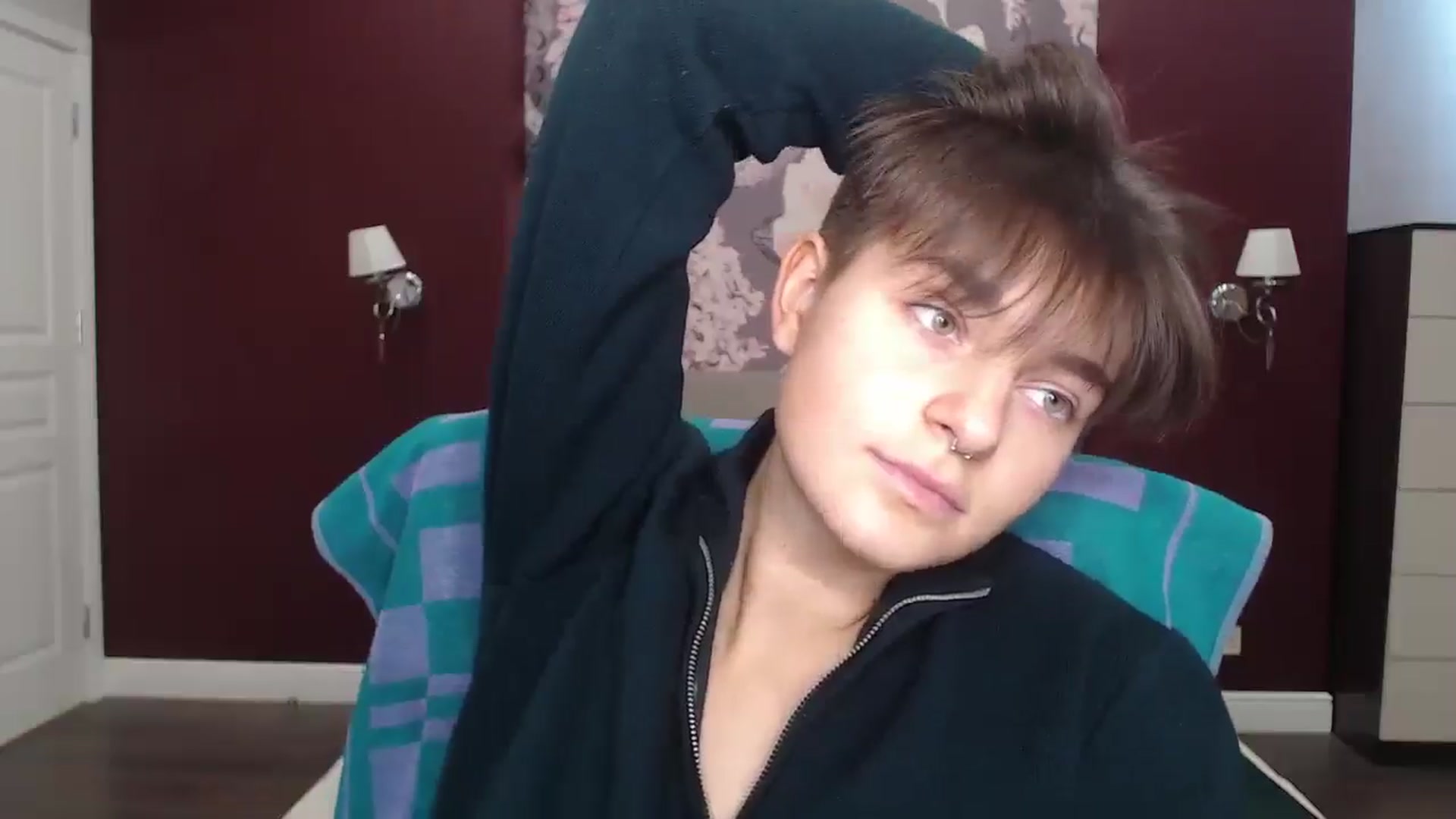Gallery image thumbnail from EmiliaYours's myfreecams stream on, 04/29/2025, 15:35 image 6 of 20