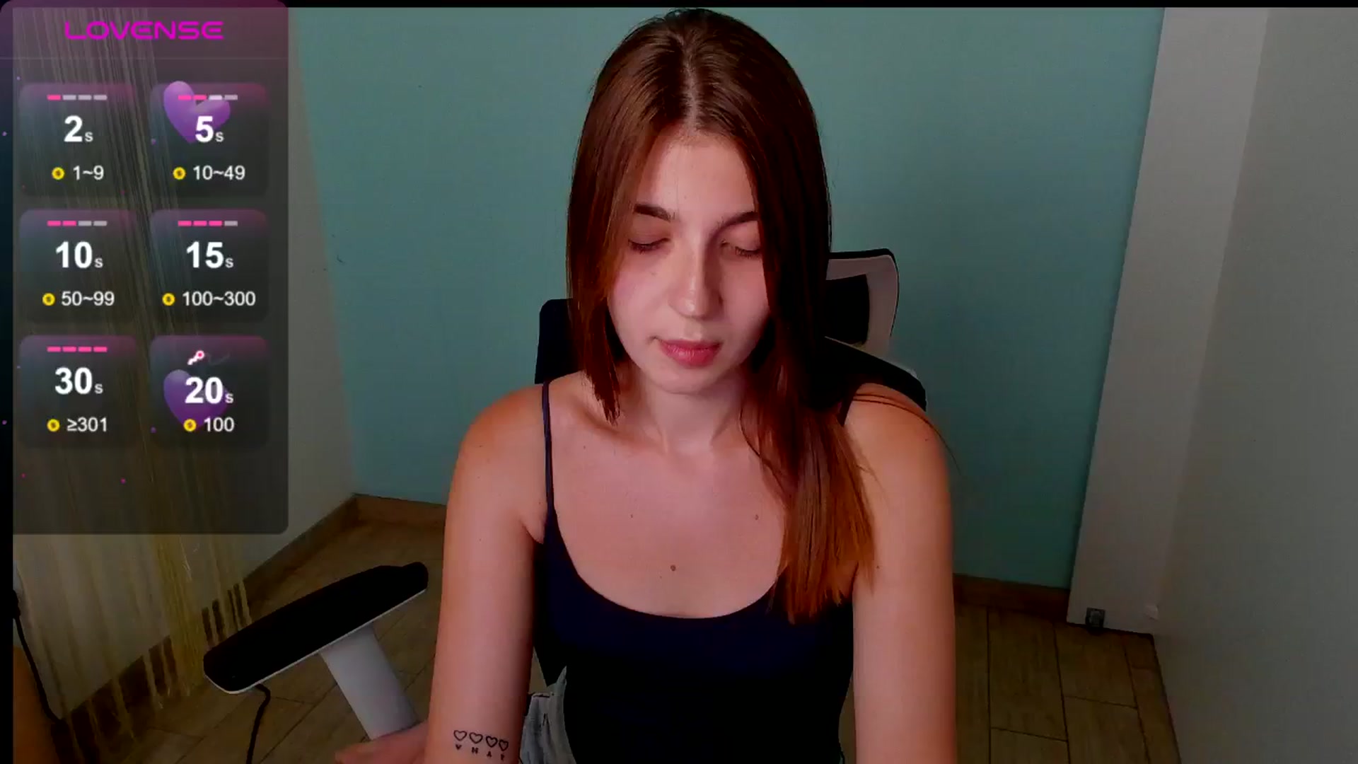 Gallery image thumbnail from Emilia_cherry's myfreecams stream on, 07/23/2024, 14:16 image 10 of 20