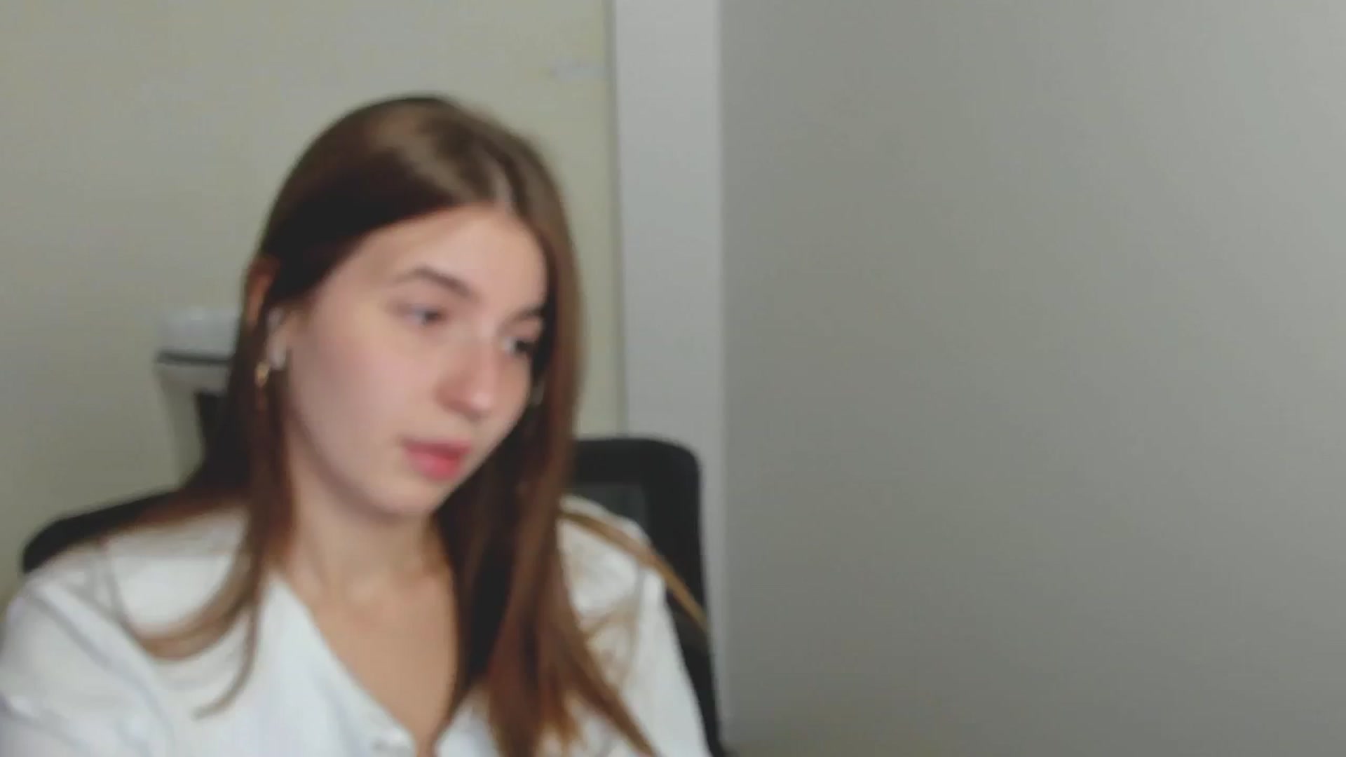 Gallery image thumbnail from Emilia_cherry's myfreecams stream on, 07/24/2024, 07:56 image 3 of 20