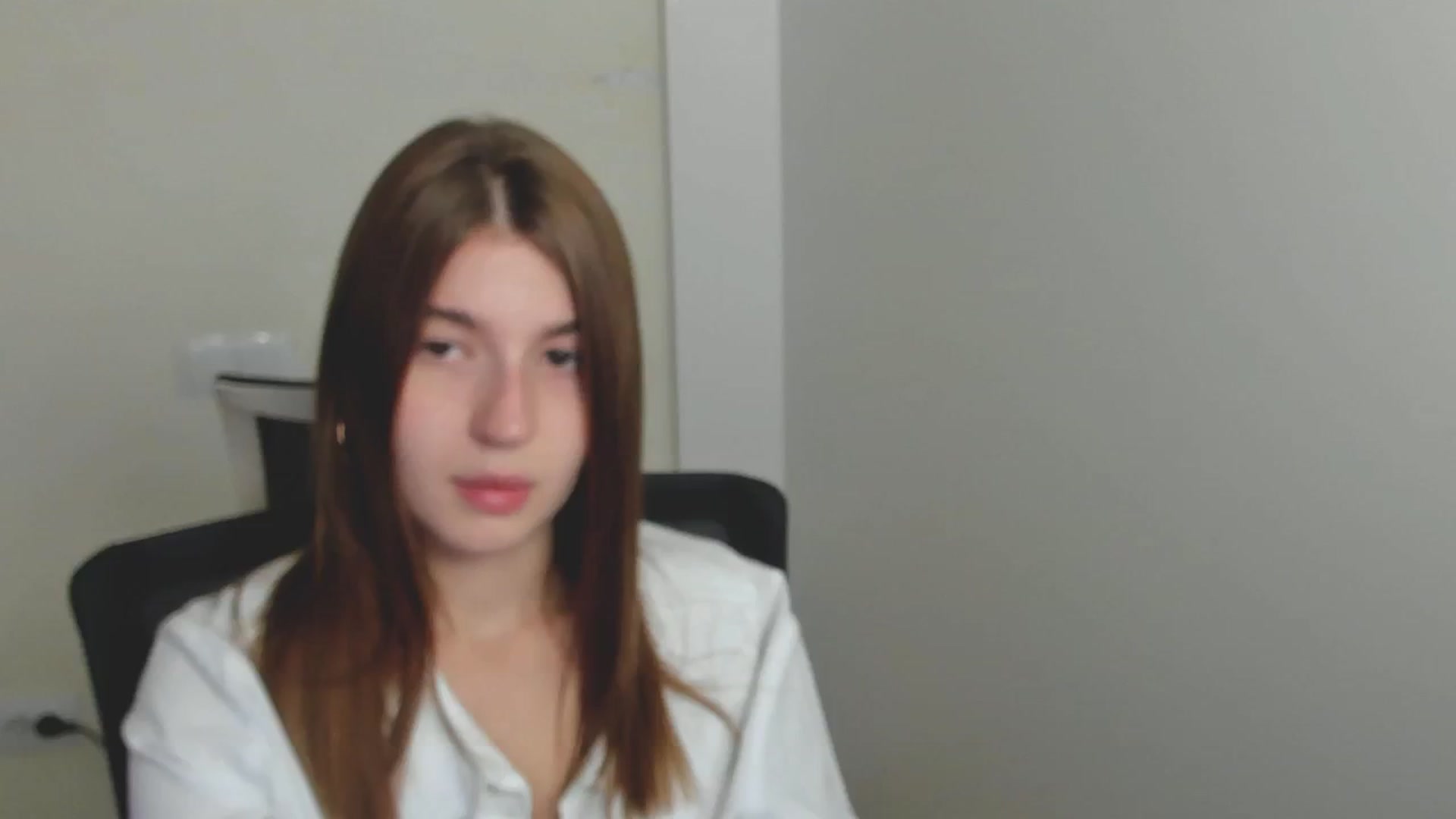 Gallery image thumbnail from Emilia_cherry's myfreecams stream on, 07/24/2024, 07:56 image 10 of 20