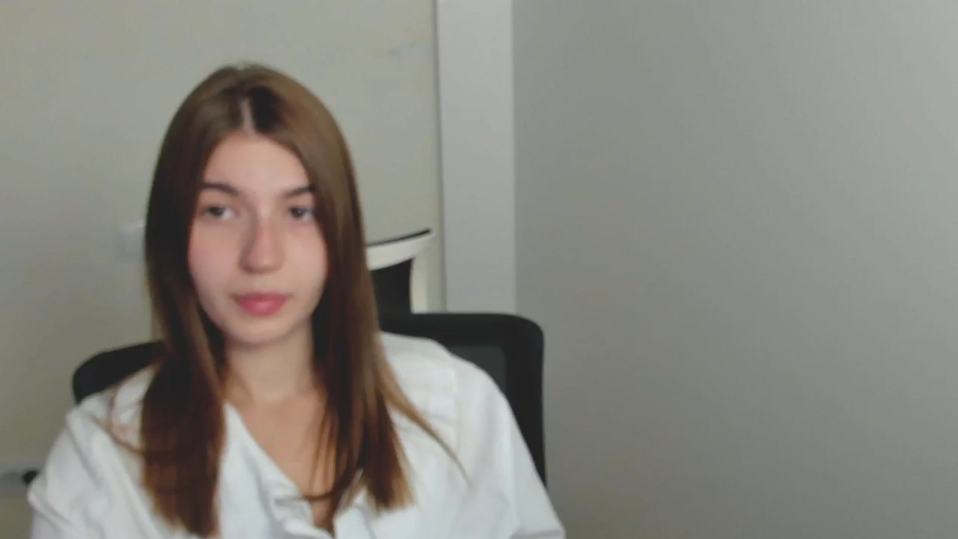 Gallery image thumbnail from Emilia_cherry's myfreecams stream on, 07/24/2024, 07:56 image 9 of 20