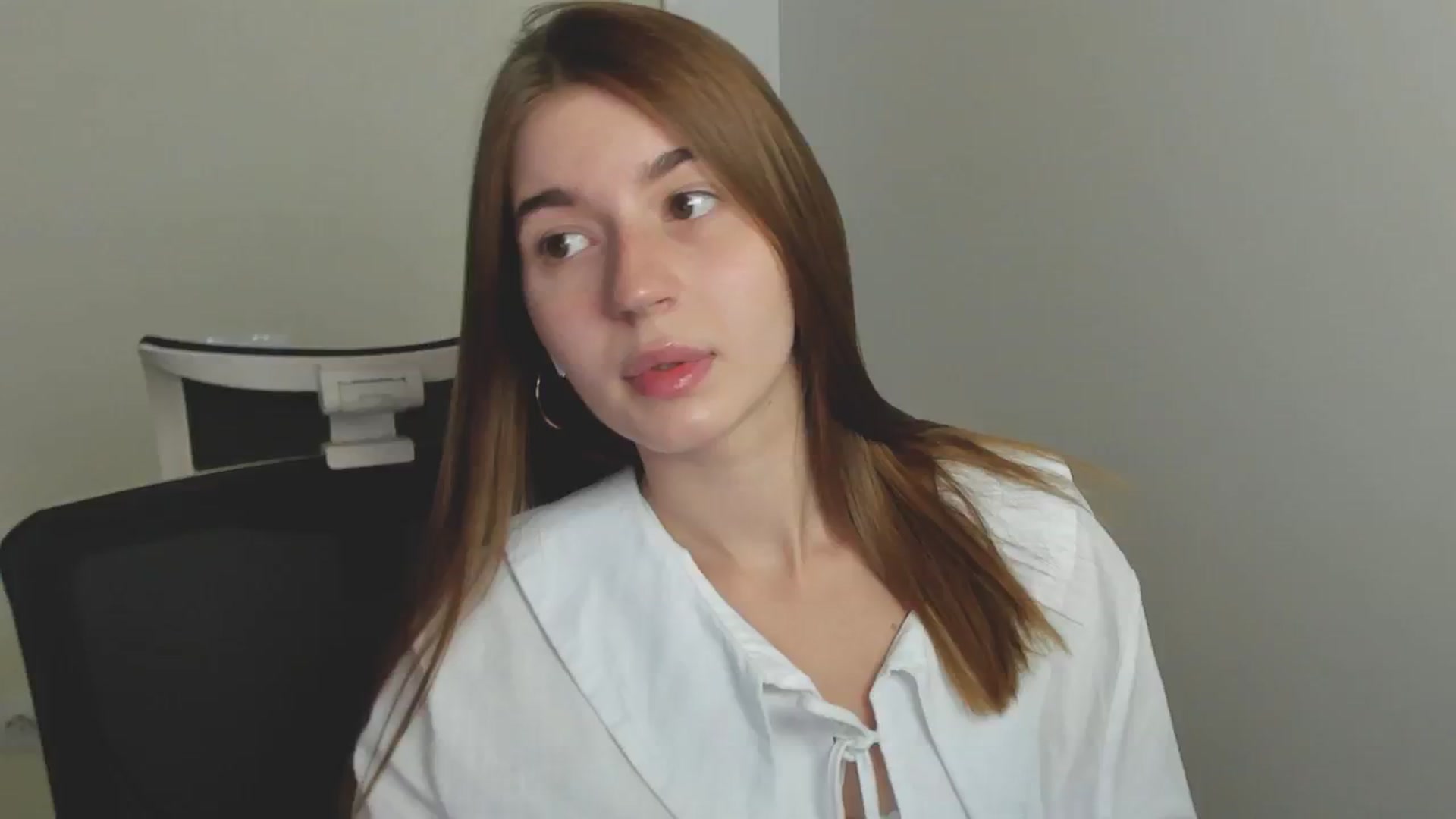 Gallery image thumbnail from Emilia_cherry's myfreecams stream on, 07/24/2024, 07:56 image 19 of 20