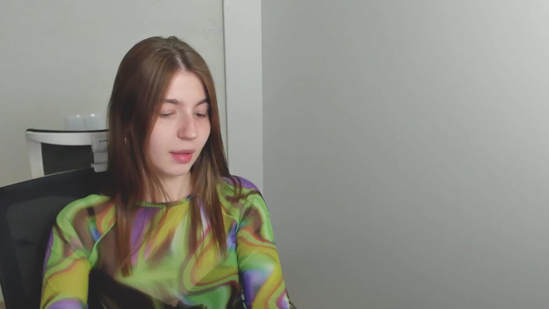 Gallery image thumbnail from Emilia_cherry's myfreecams stream on, 07/25/2024, 07:58 image 19 of 20