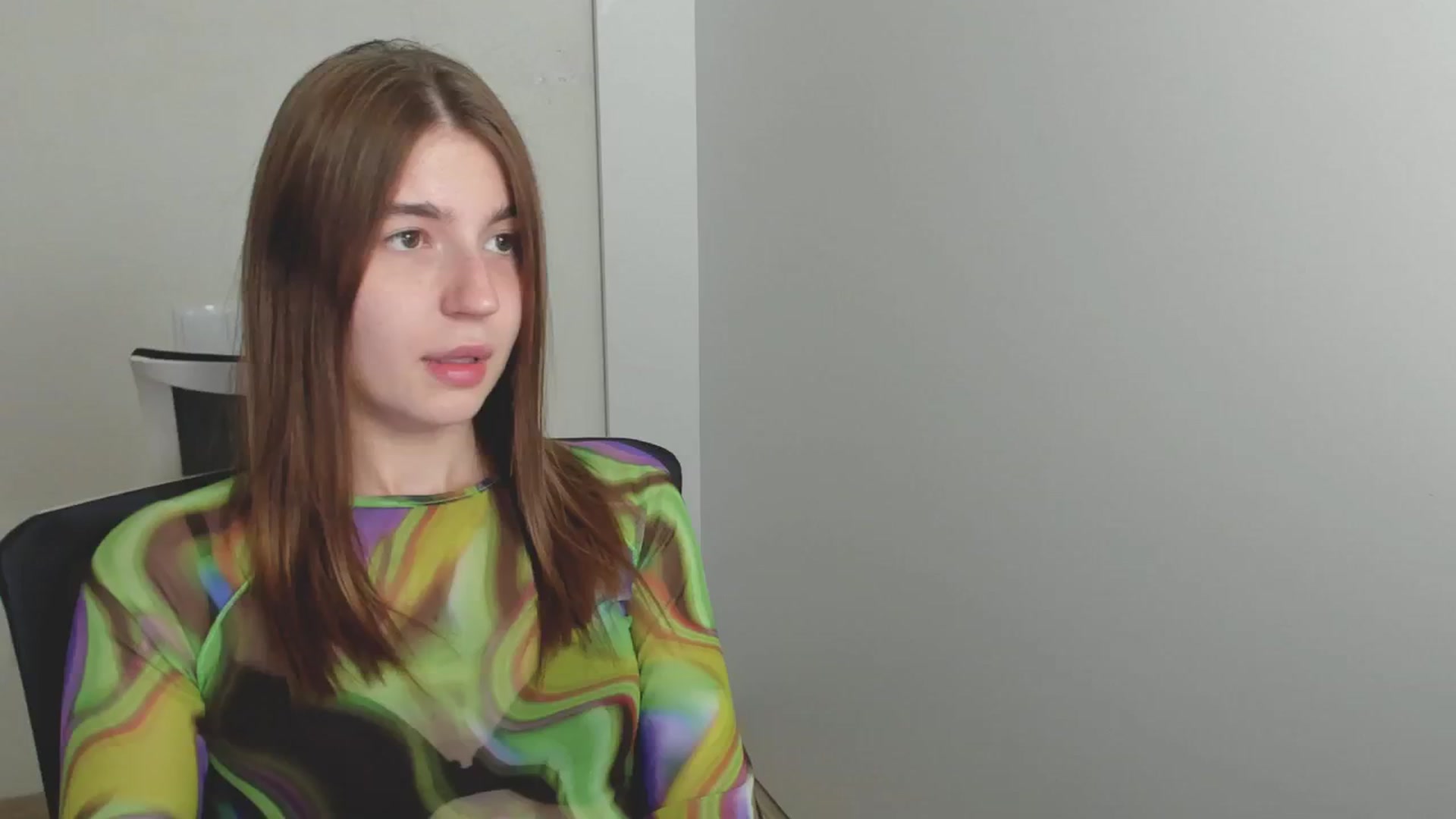 Gallery image thumbnail from Emilia_cherry's myfreecams stream on, 07/25/2024, 07:58 image 12 of 20