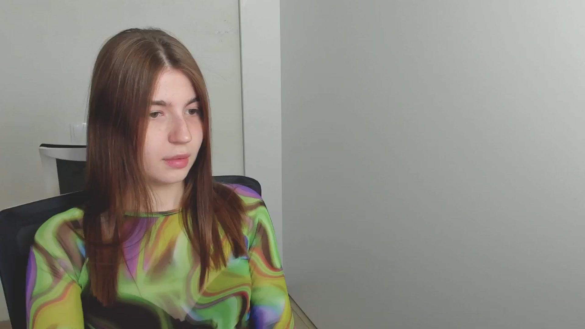 Gallery image thumbnail from Emilia_cherry's myfreecams stream on, 07/25/2024, 07:58 image 13 of 20