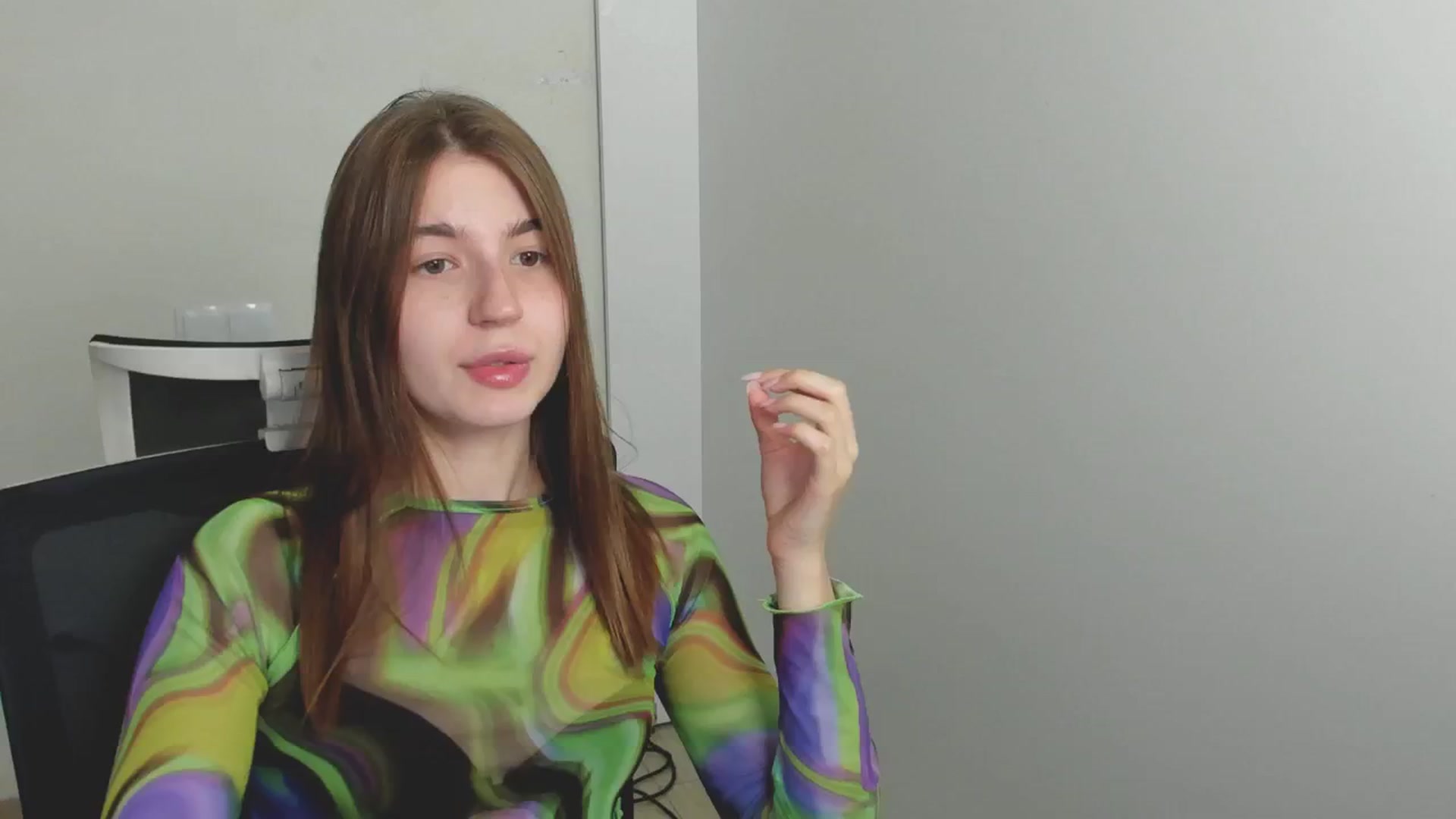 Gallery image thumbnail from Emilia_cherry's myfreecams stream on, 07/25/2024, 07:58 image 10 of 20