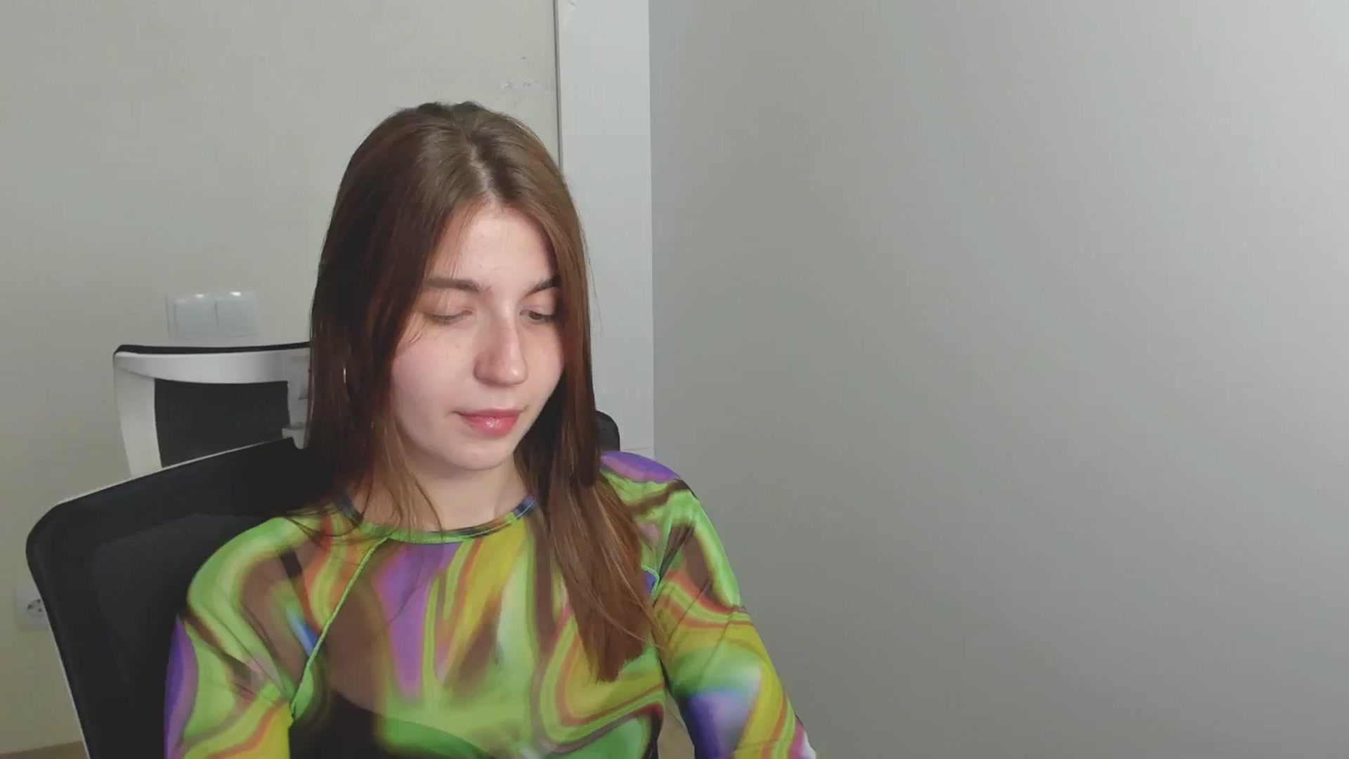 Gallery image thumbnail from Emilia_cherry's myfreecams stream on, 07/25/2024, 11:45 image 7 of 20