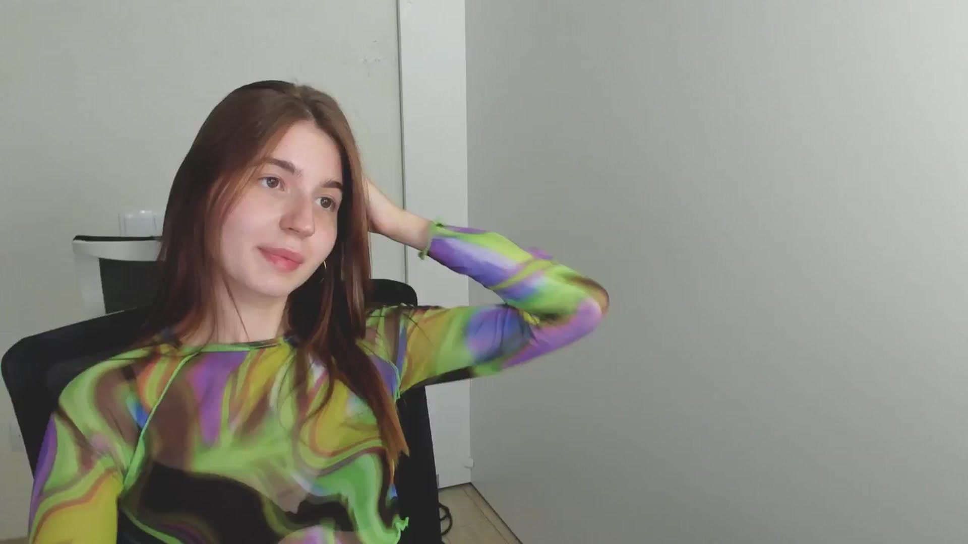Gallery image thumbnail from Emilia_cherry's myfreecams stream on, 07/25/2024, 11:45 image 19 of 20